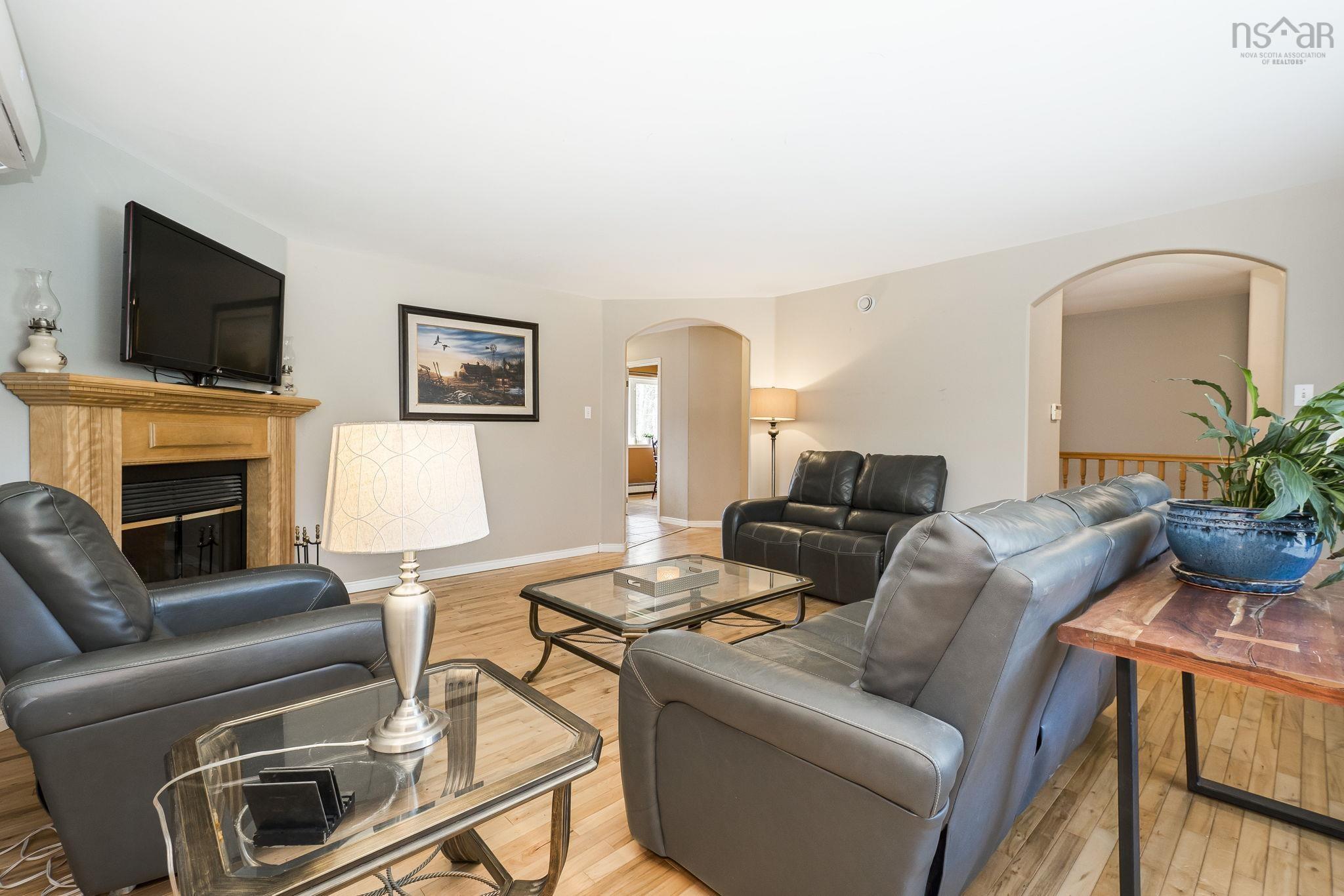 $687,000.00: 18 Merganser Avenue, Timberlea