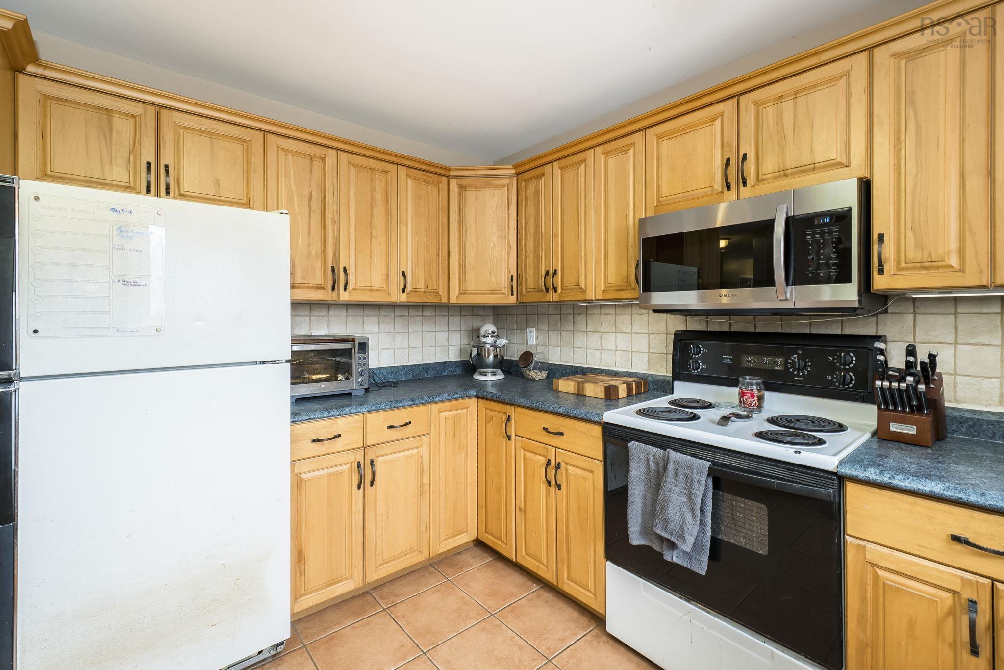 $687,000.00: 18 Merganser Avenue, Timberlea