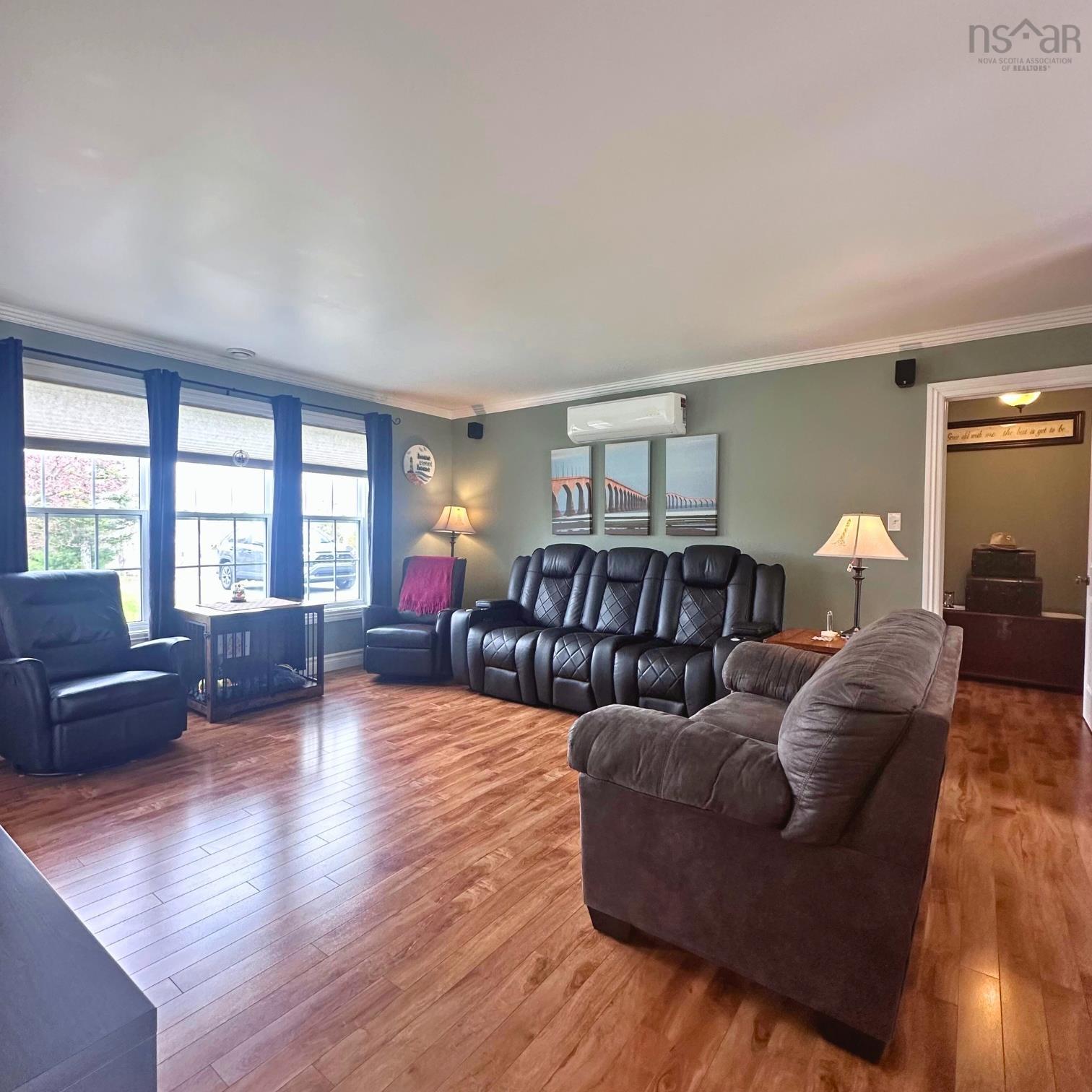 $499,900.00: 155 Rhyno Lake Road, West Clifford