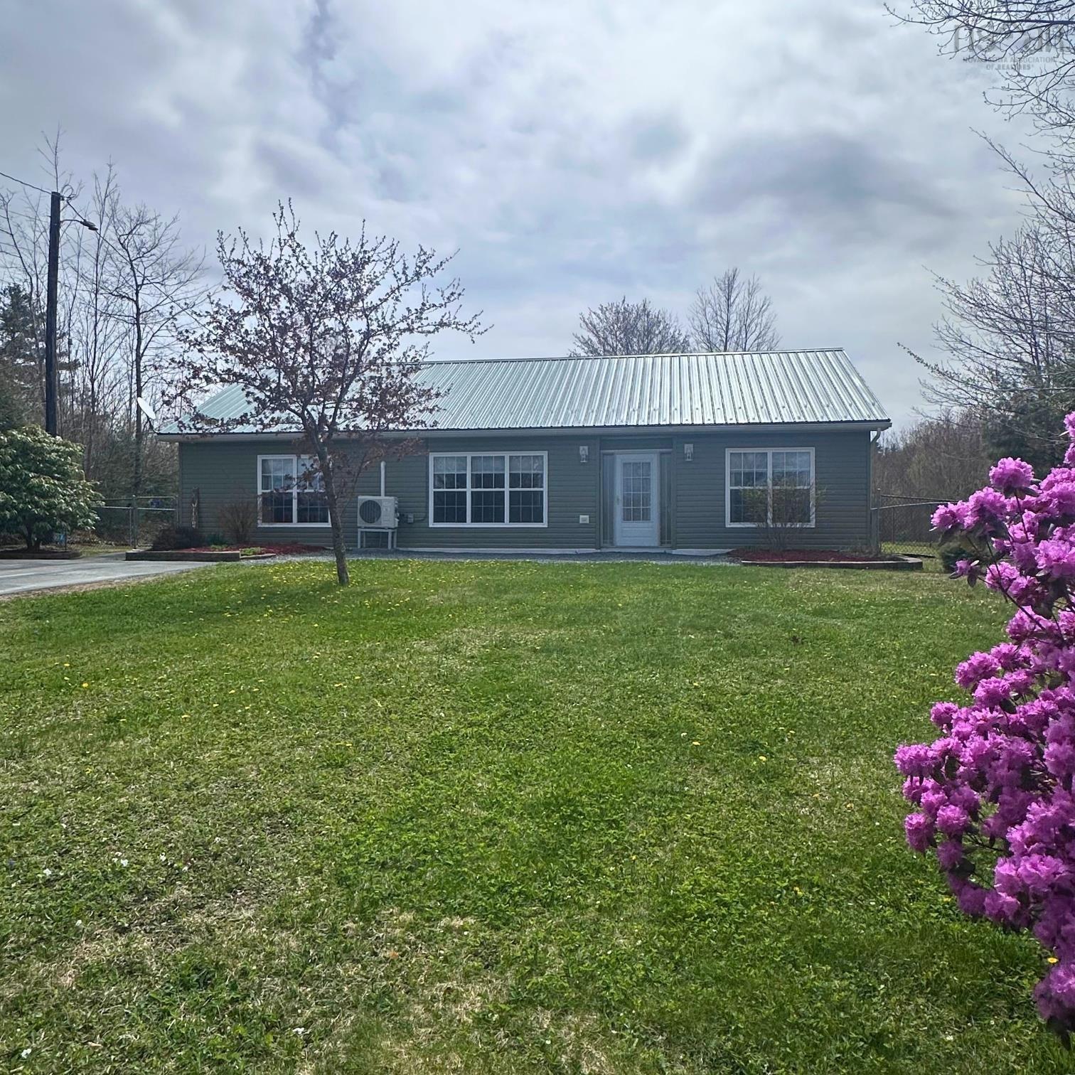 $499,900.00: 155 Rhyno Lake Road, West Clifford