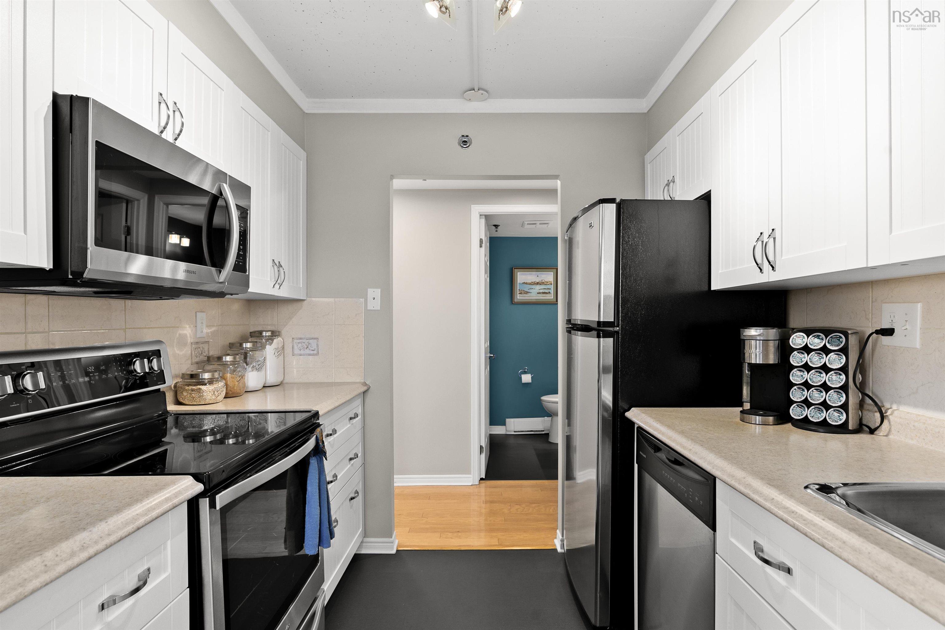 $464,900.00: 807 30 Brookdale Crescent, Dartmouth