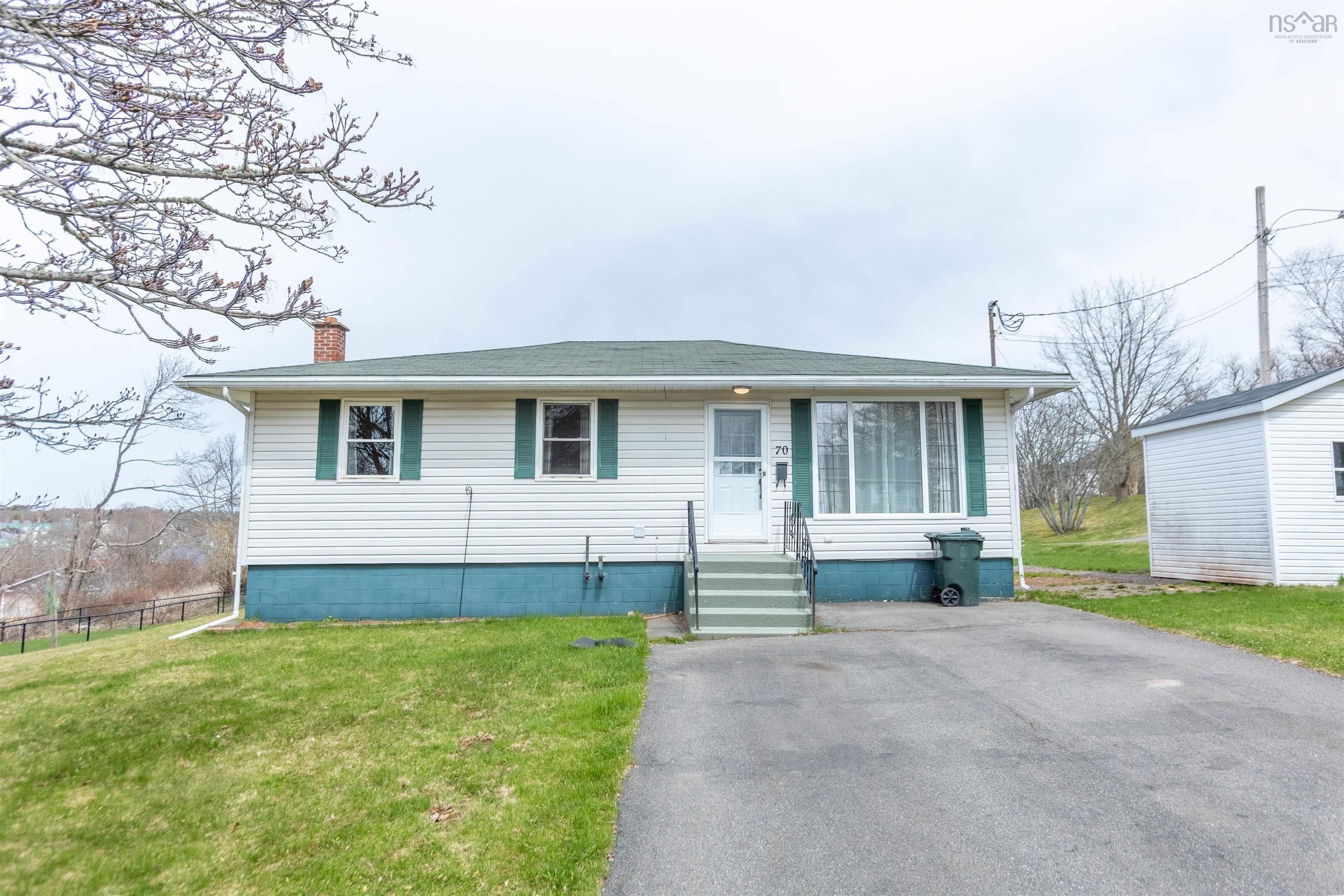 70 Croft Street, Amherst, NS (MLS 202510298)