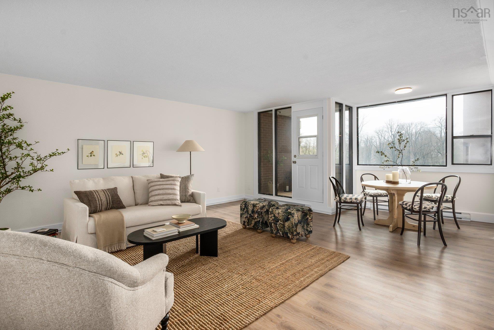 $369,900.00: 401 5959 Spring Garden Road, Halifax