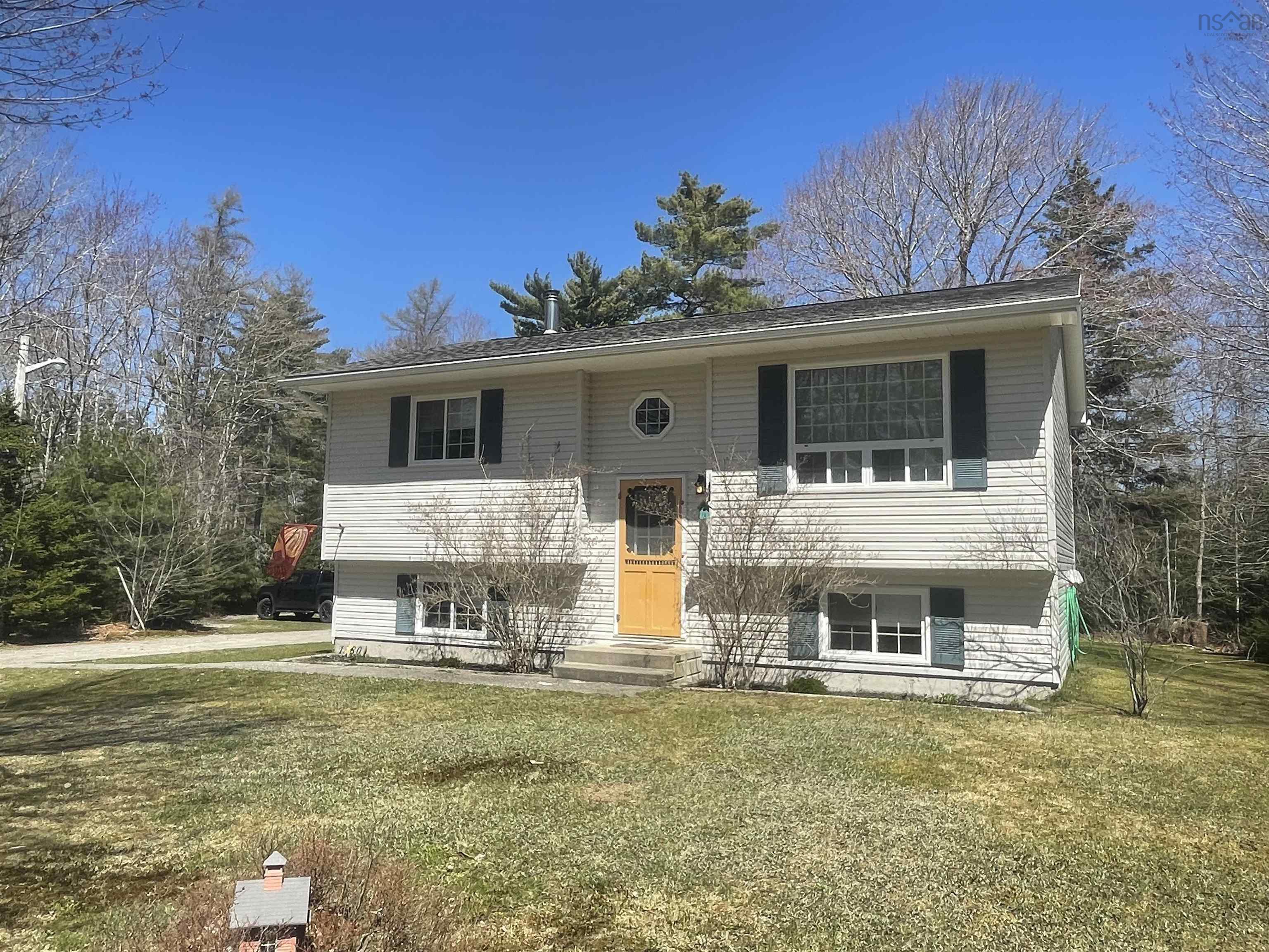 $420,000.00: 1380 Lake Road, Sandy Point