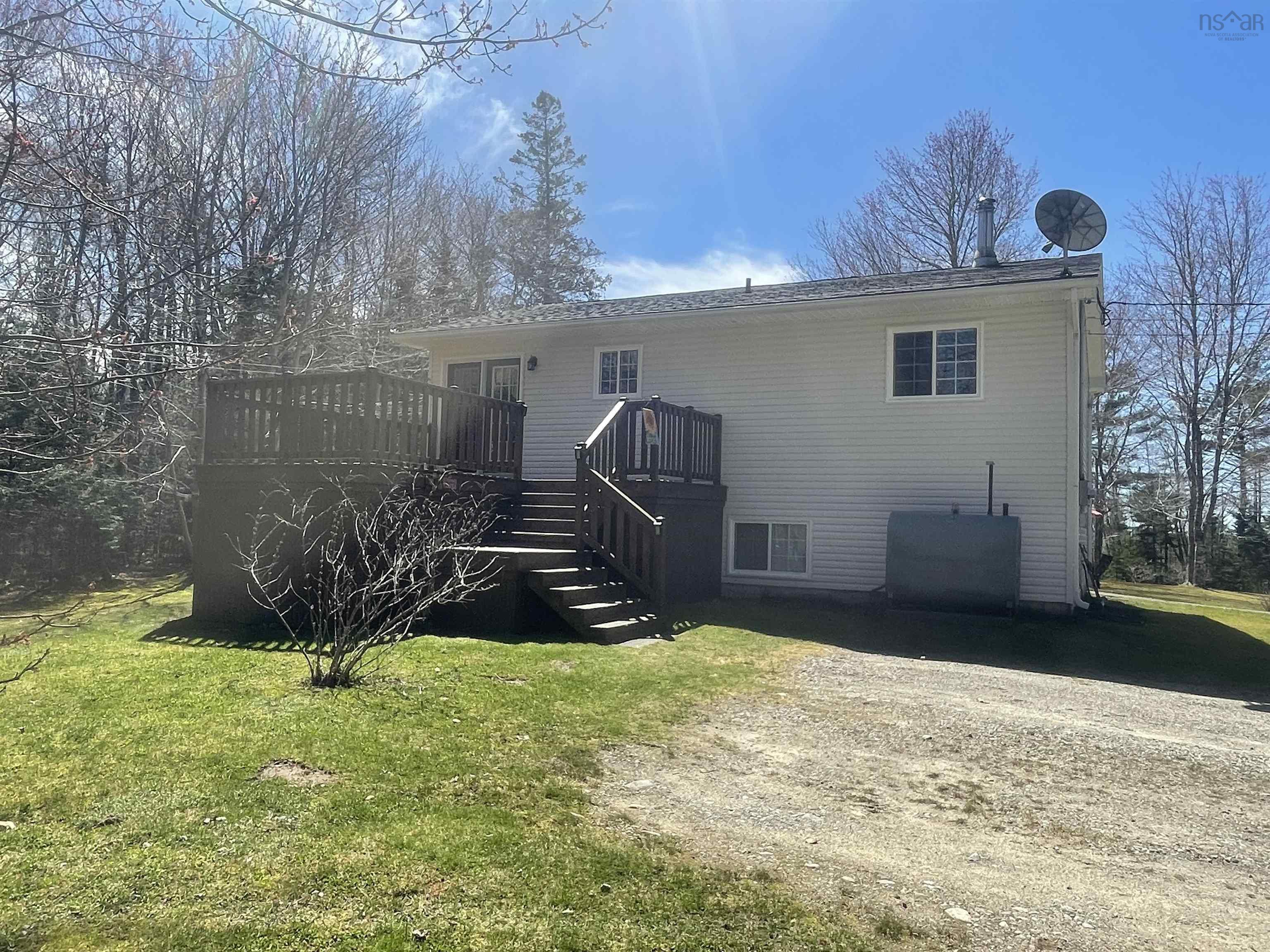 $420,000.00: 1380 Lake Road, Sandy Point