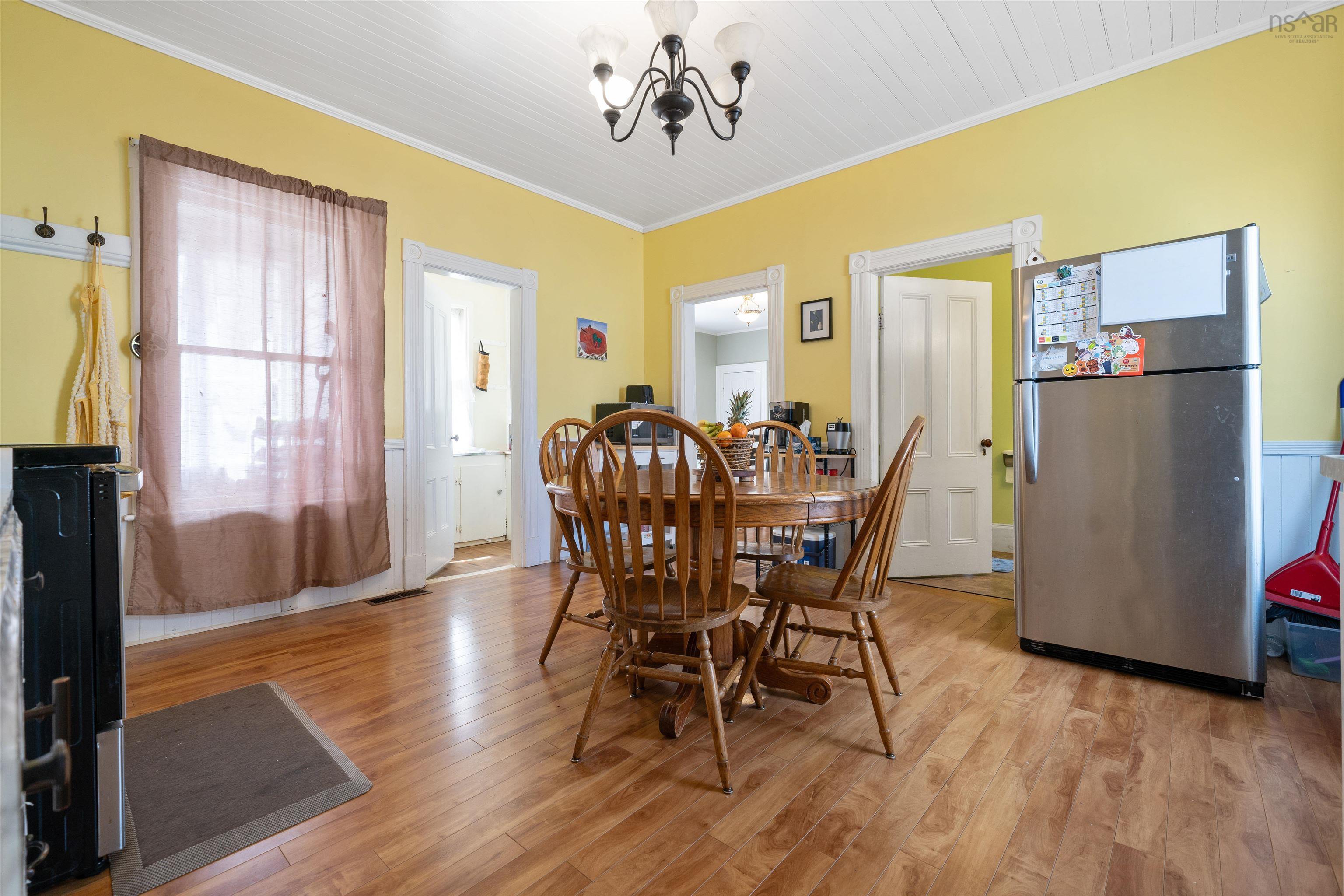 $269,900.00: 32 Albion Street, Amherst