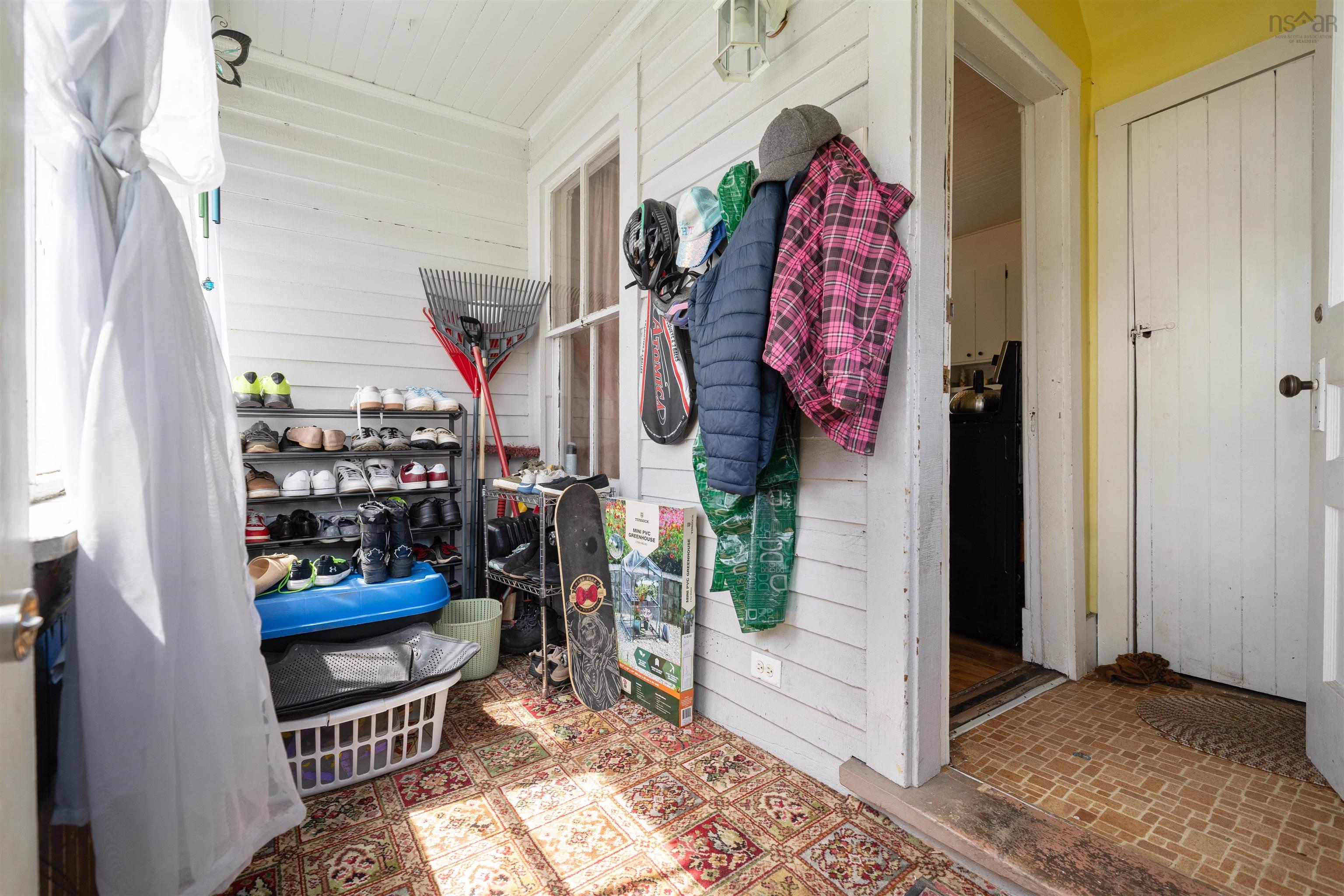 $269,900.00: 32 Albion Street, Amherst