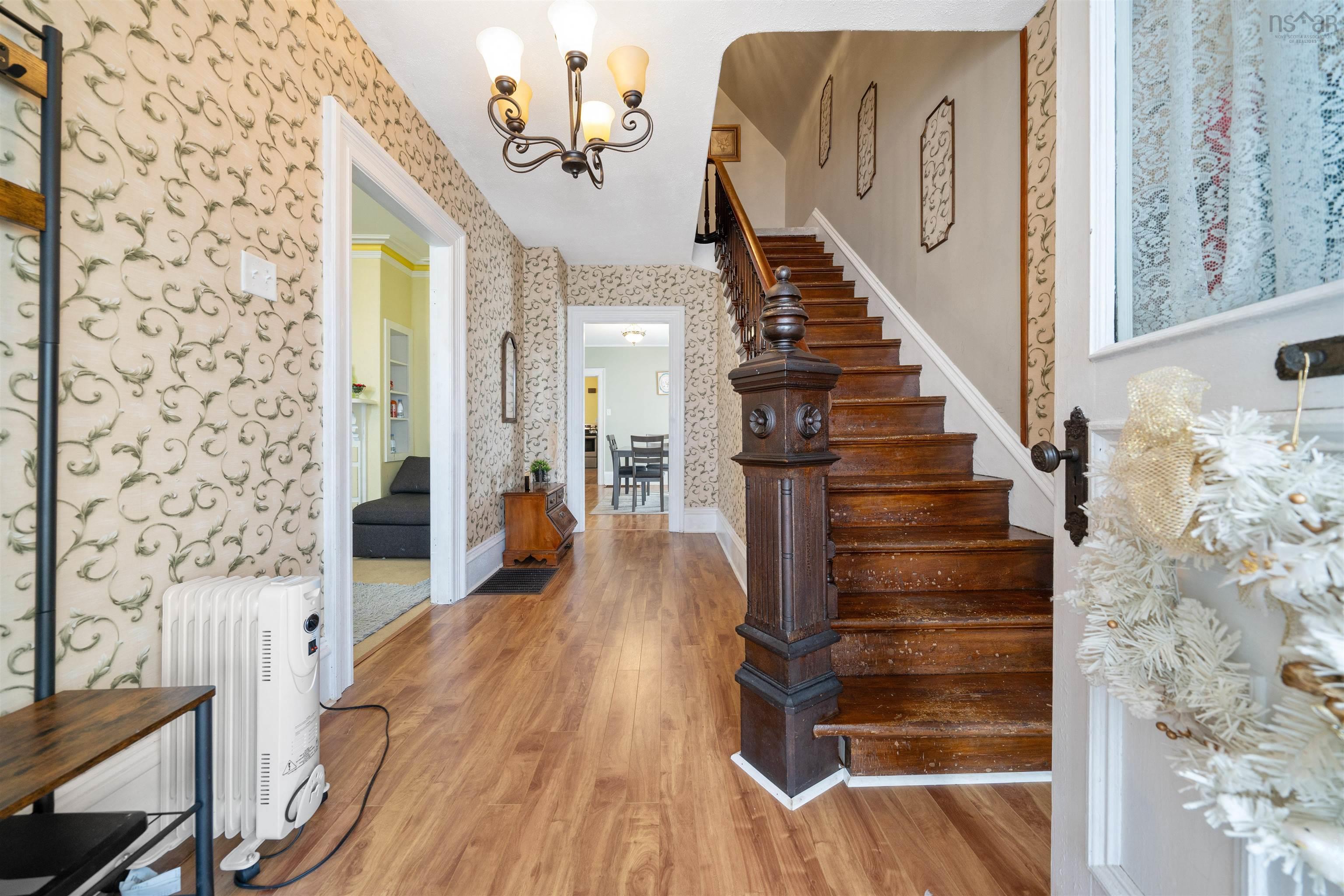 $269,900.00: 32 Albion Street, Amherst