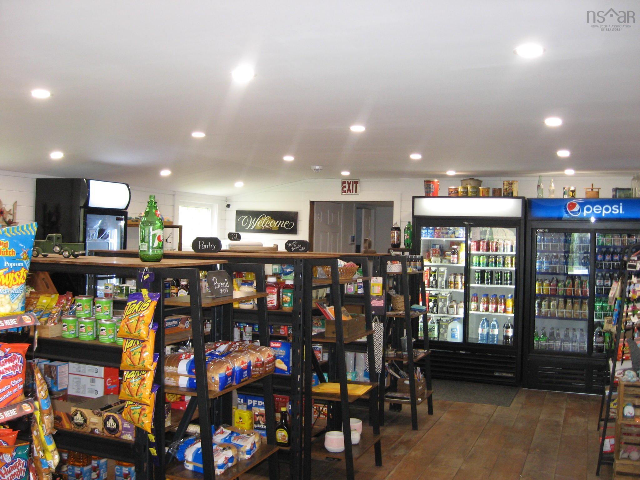 $199,900.00: 498 Highway 8, Milton