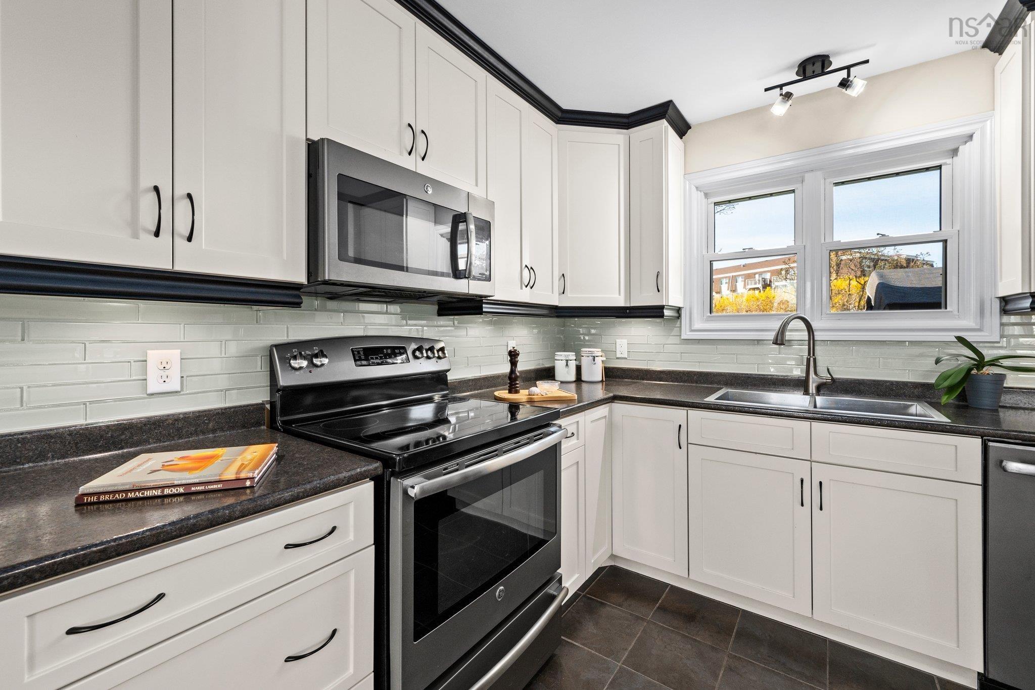 $569,900.00: 46 Apollo Court, Halifax