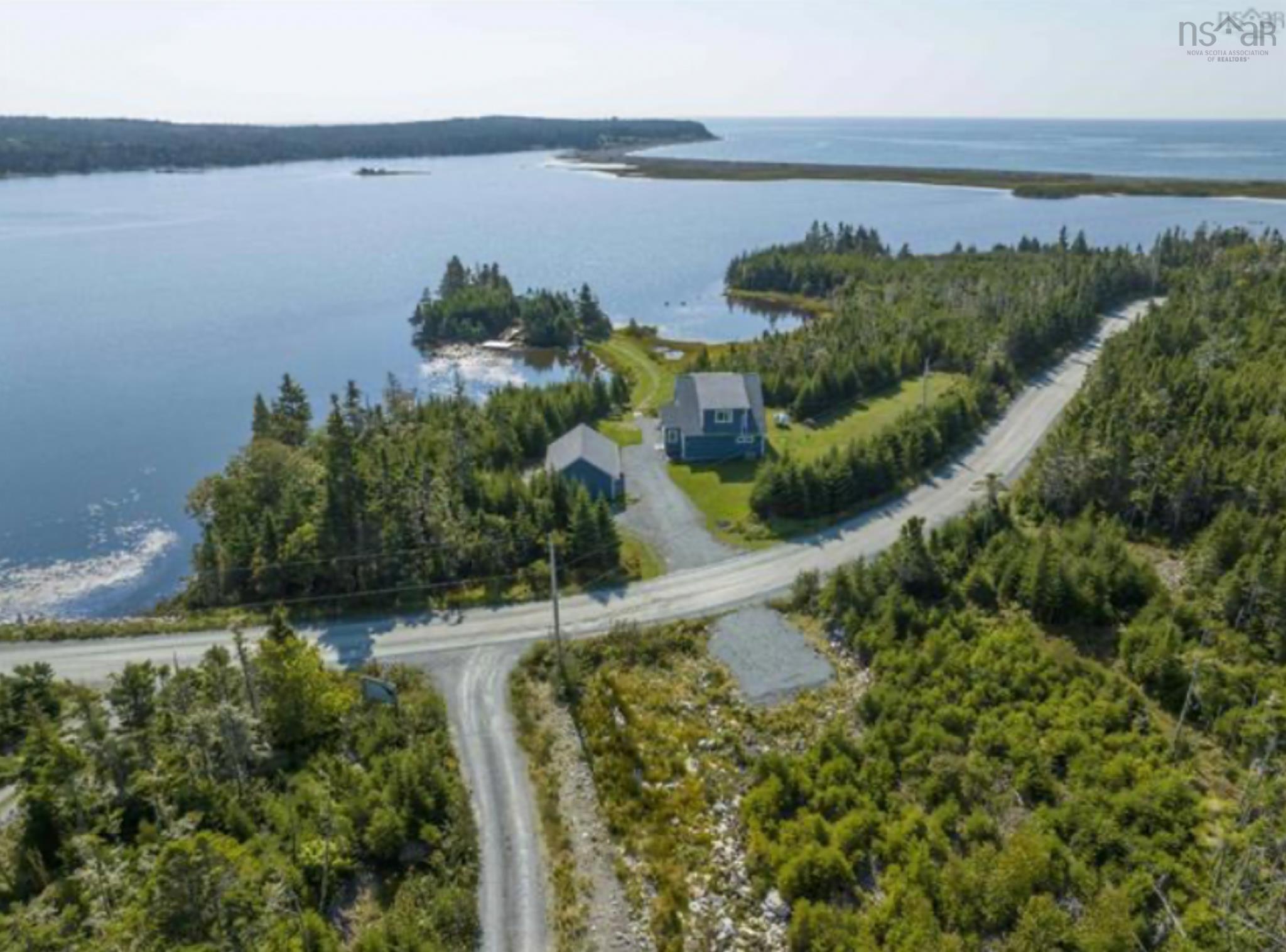 $524,900.00: 2875 Ostrea Lake Road, Pleasant Point