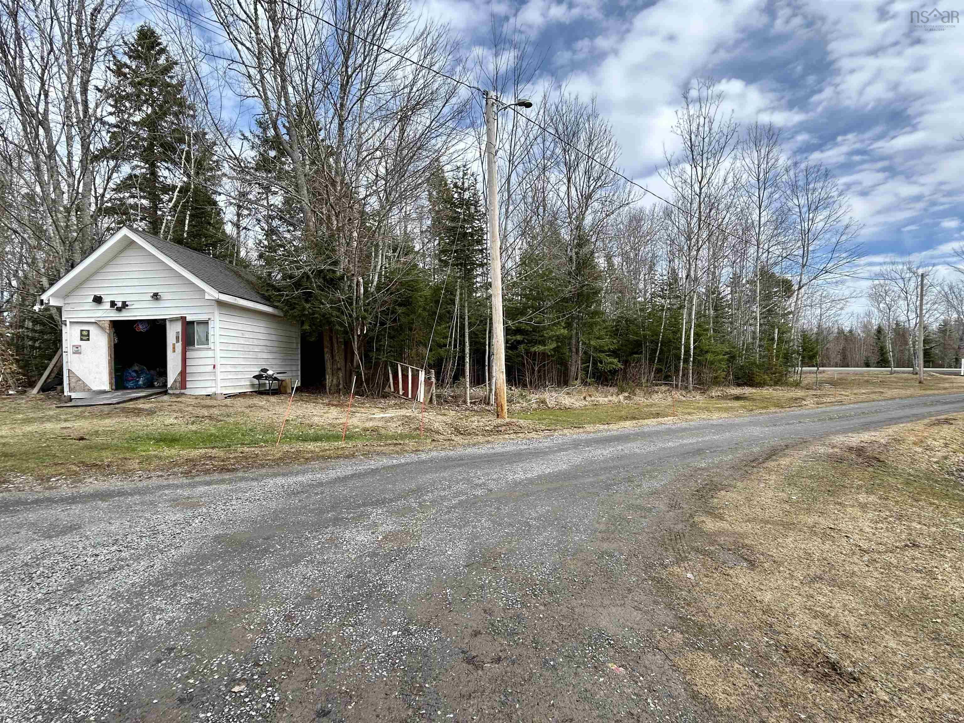 $344,900.00: 495 loch Broom Loop, Loch Broom Loop