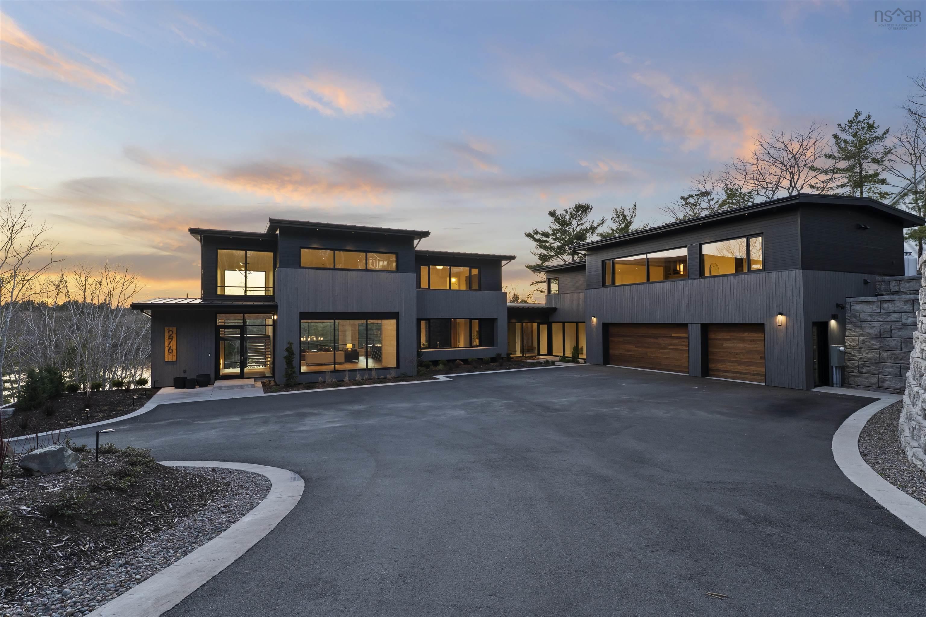 $6,900,000.00: 276 Sunnylea Road, Wellington