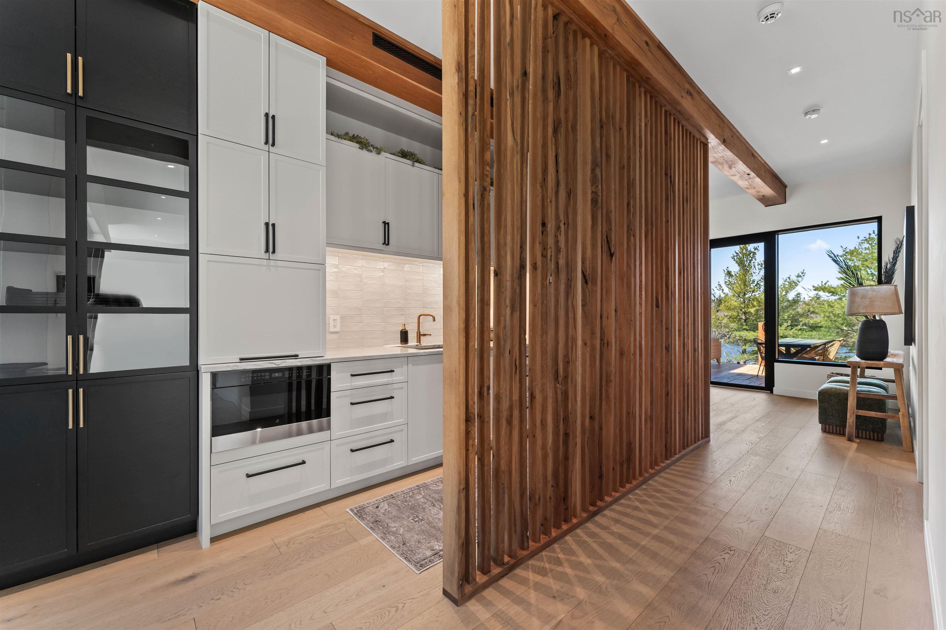 $6,900,000.00: 276 Sunnylea Road, Wellington