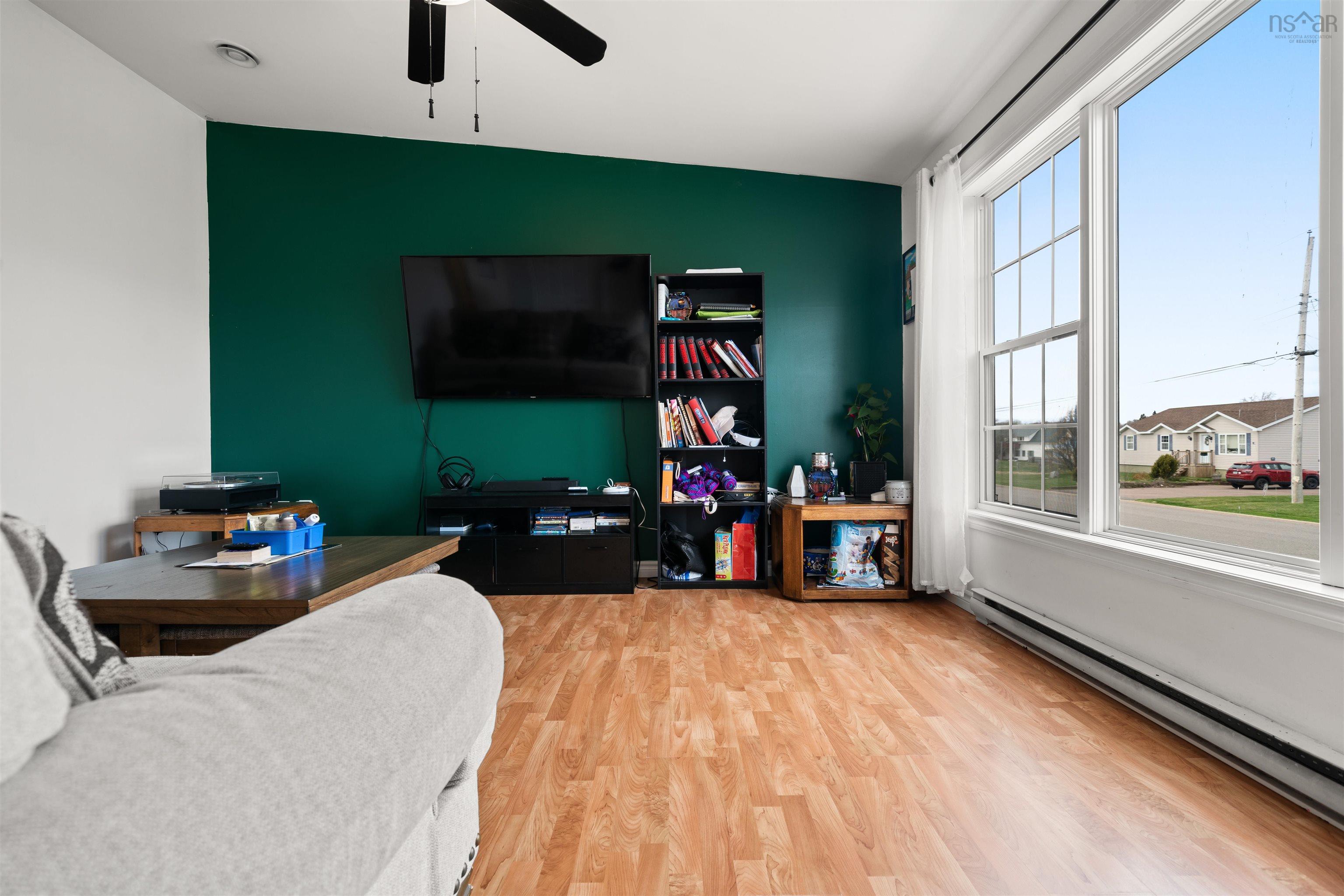 $389,900.00: 9 Webster Street, Amherst