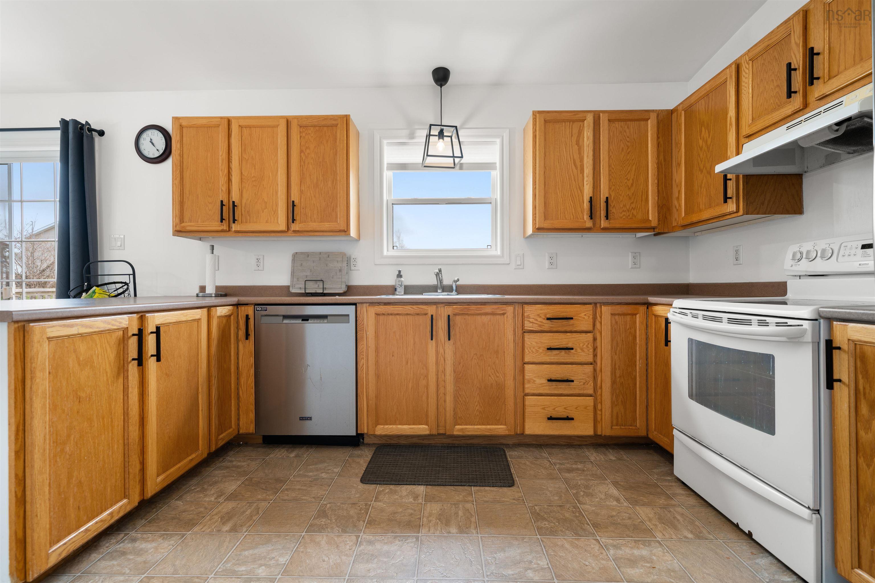 $389,900.00: 9 Webster Street, Amherst