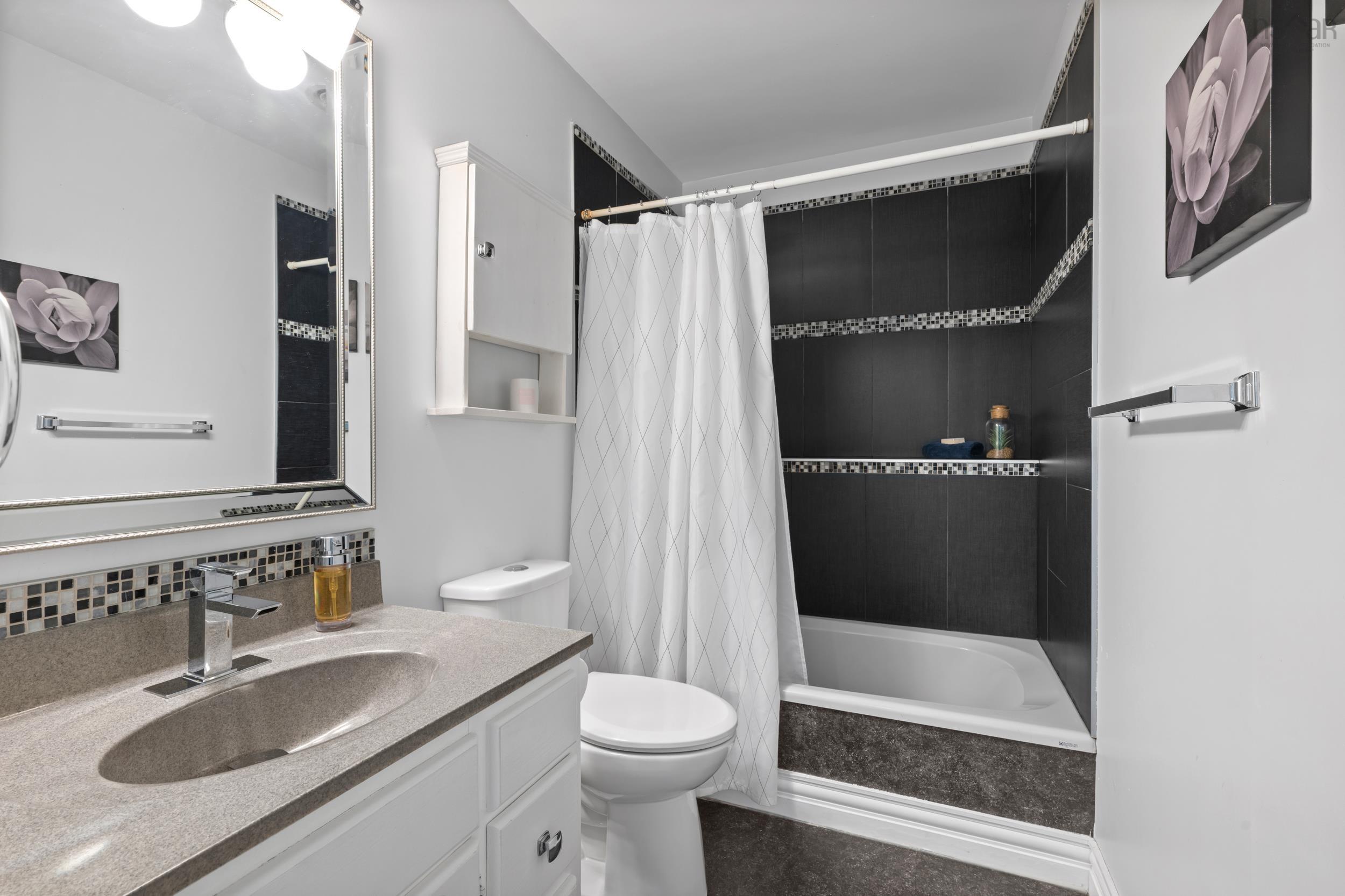 $649,900.00: 22 Braemont Court, Middle Sackville