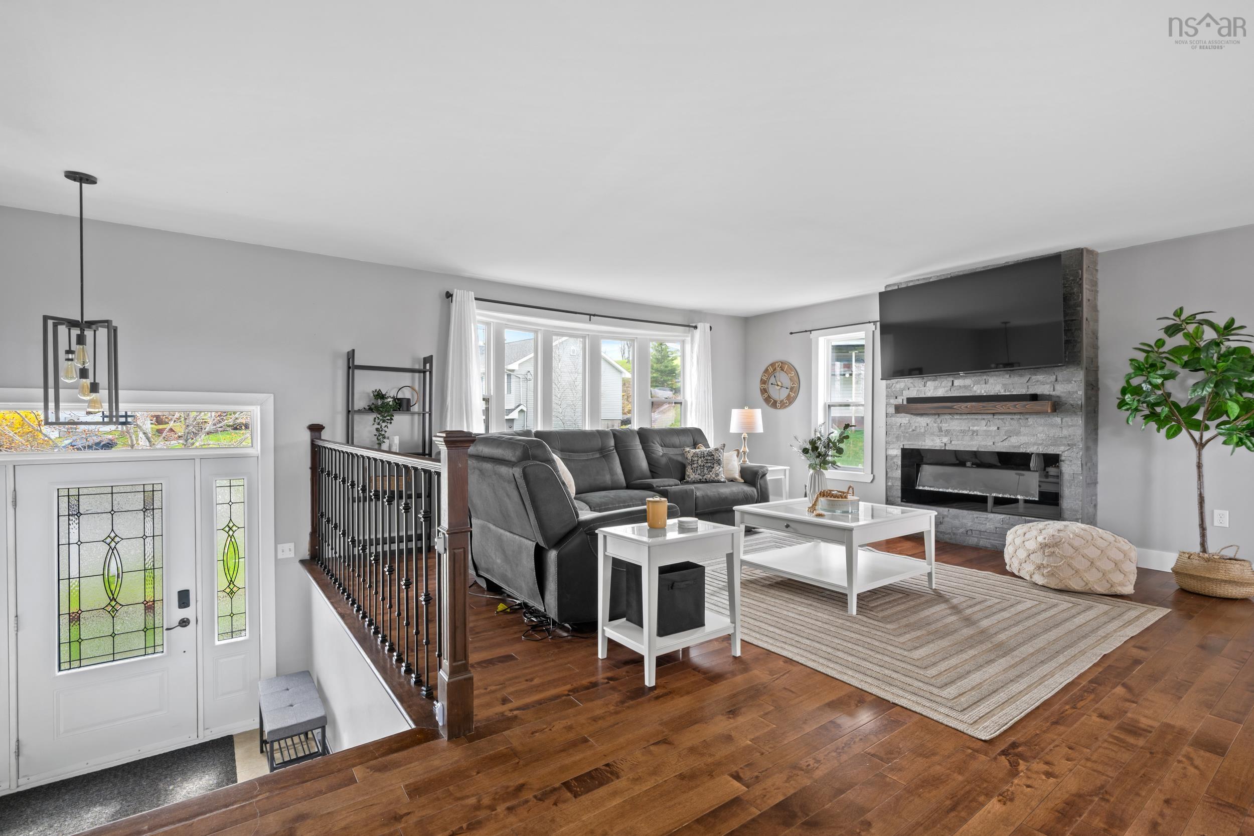 $649,900.00: 22 Braemont Court, Middle Sackville