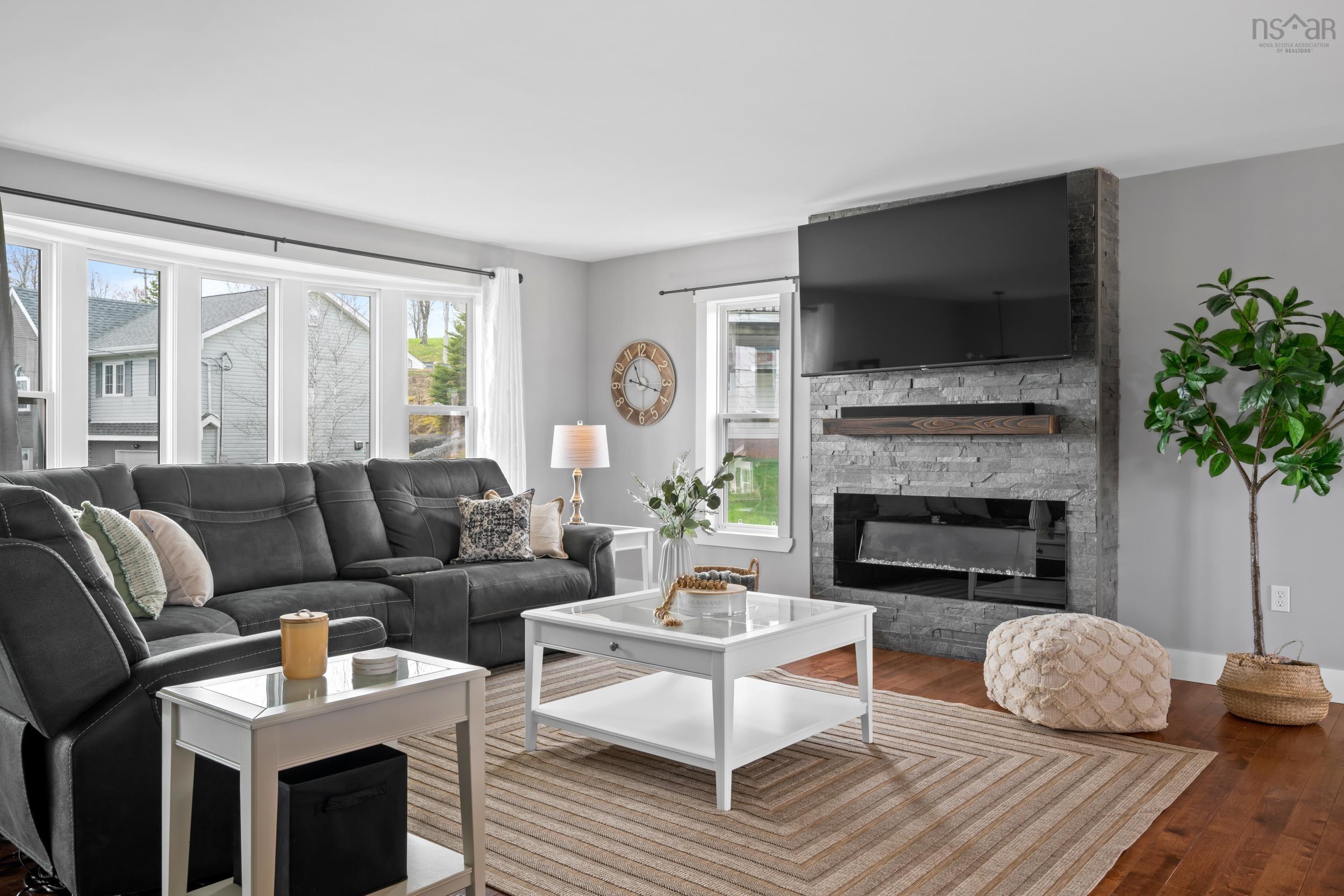 $649,900.00: 22 Braemont Court, Middle Sackville