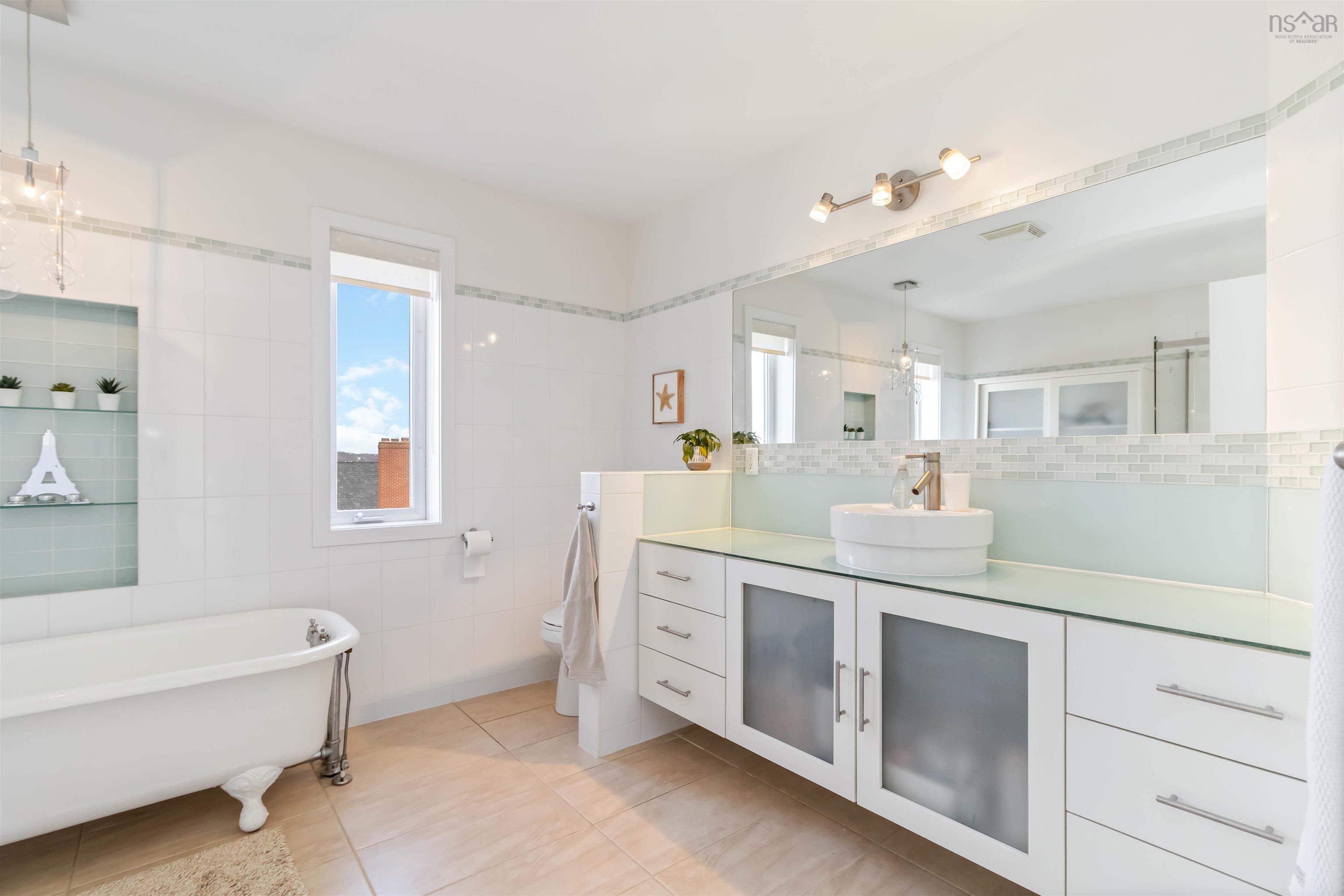 $1,025,000.00: 5349 Kaye Street, Halifax