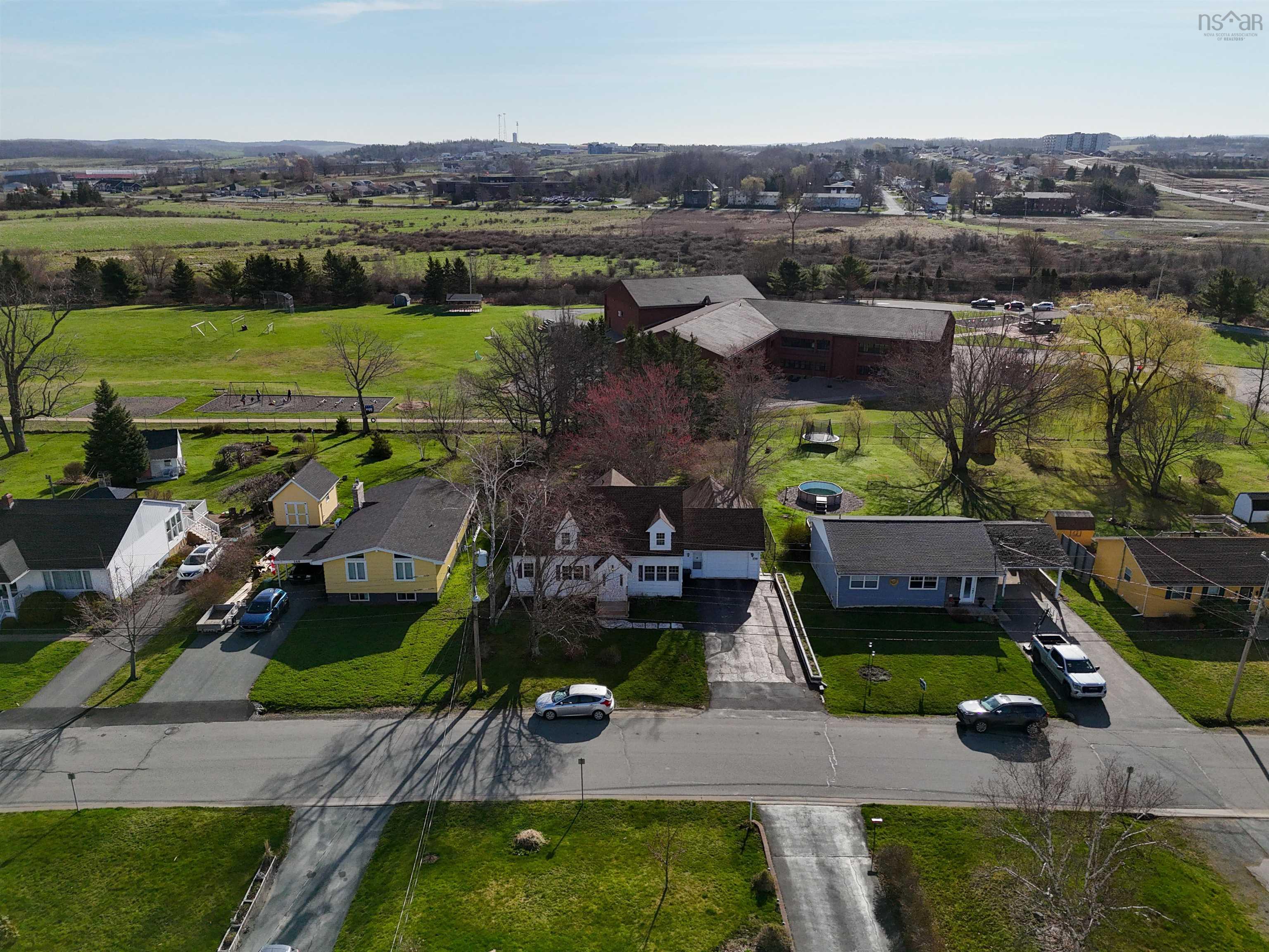 $469,900.00: 228 Tremain Crescent, Windsor