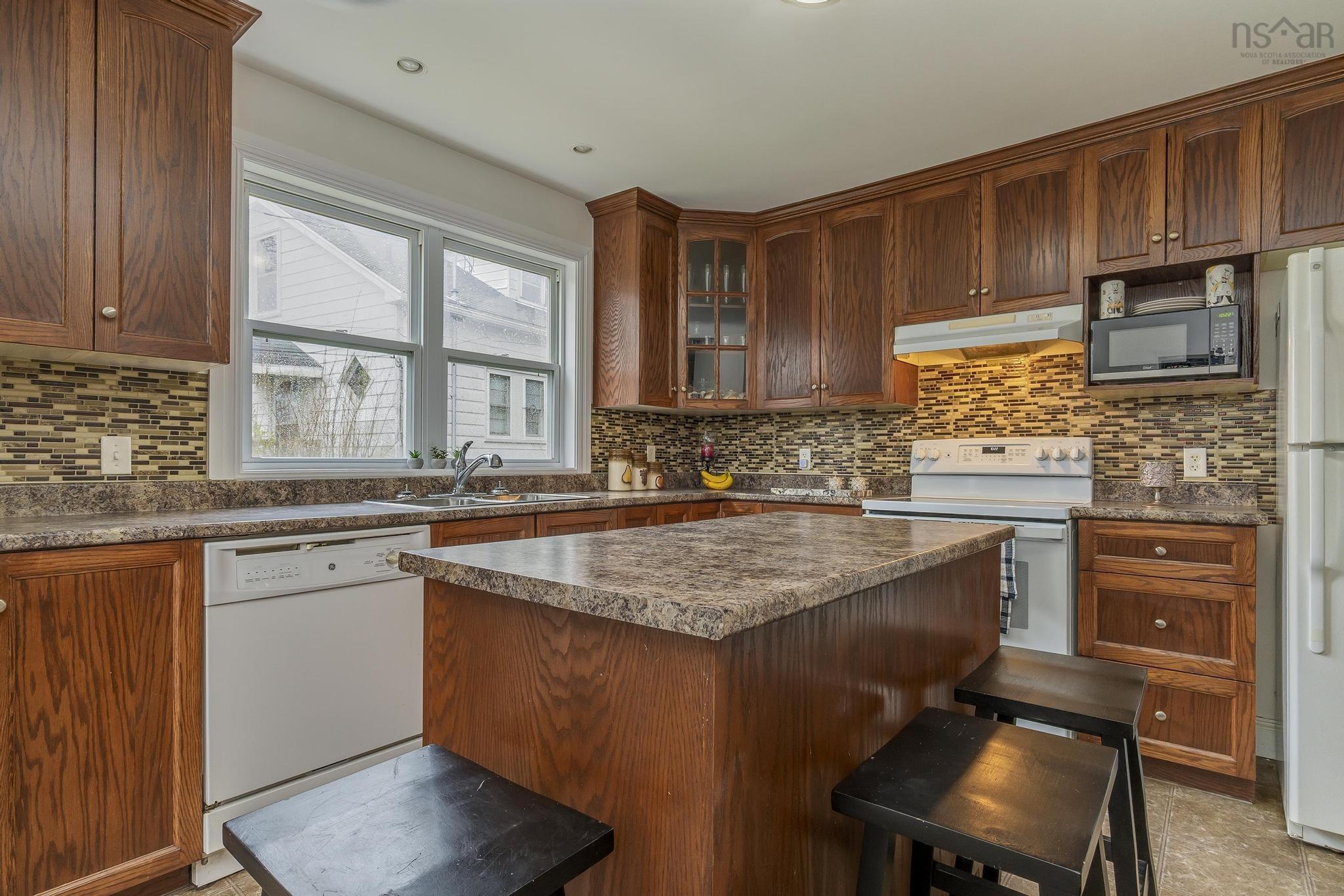 $449,900.00: 29 Punch Bowl Drive, Halifax