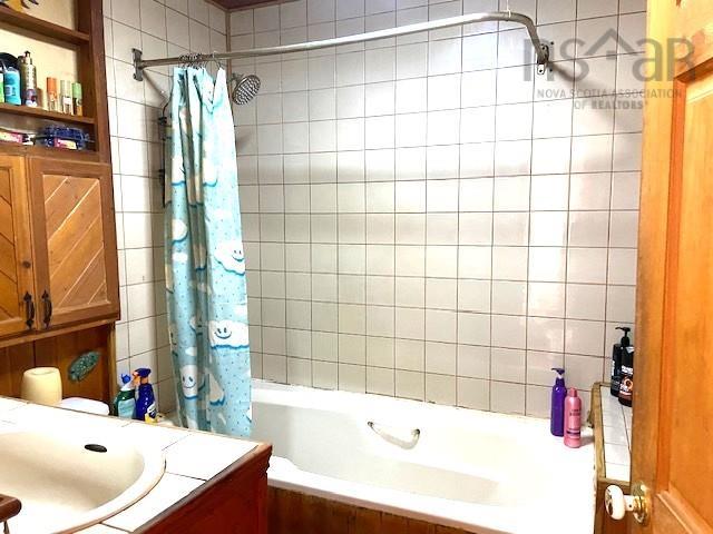 $349,000.00: 1452 Lake Road, Sandy Point