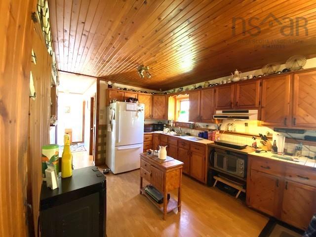 $349,000.00: 1452 Lake Road, Sandy Point