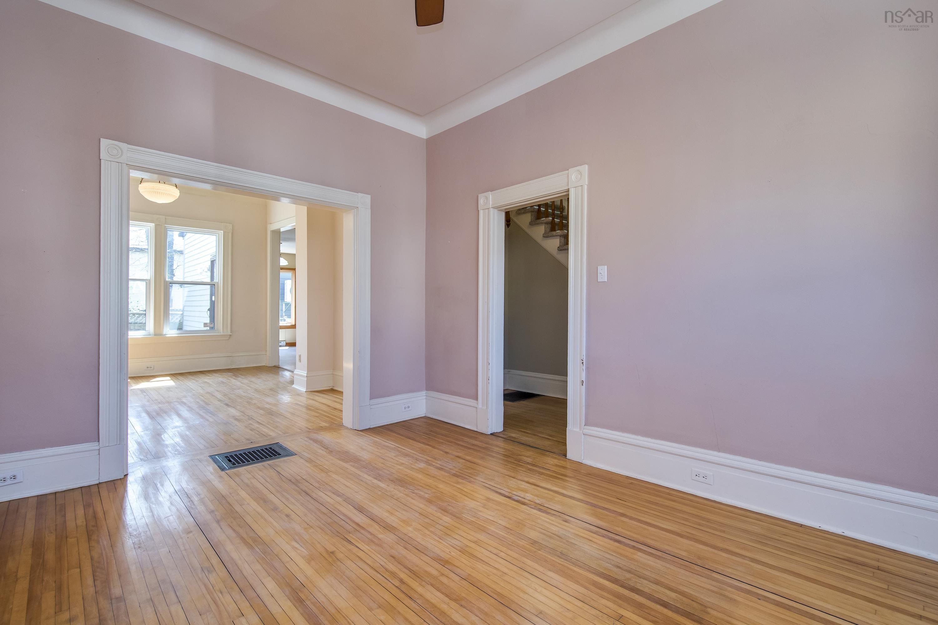 $709,999.00: 6038 Charles Street, Halifax