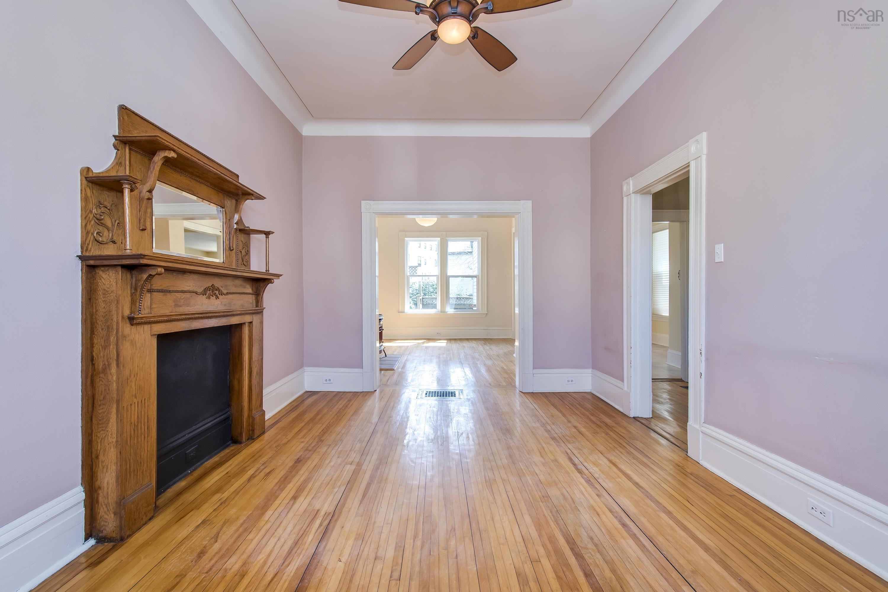 $709,999.00: 6038 Charles Street, Halifax