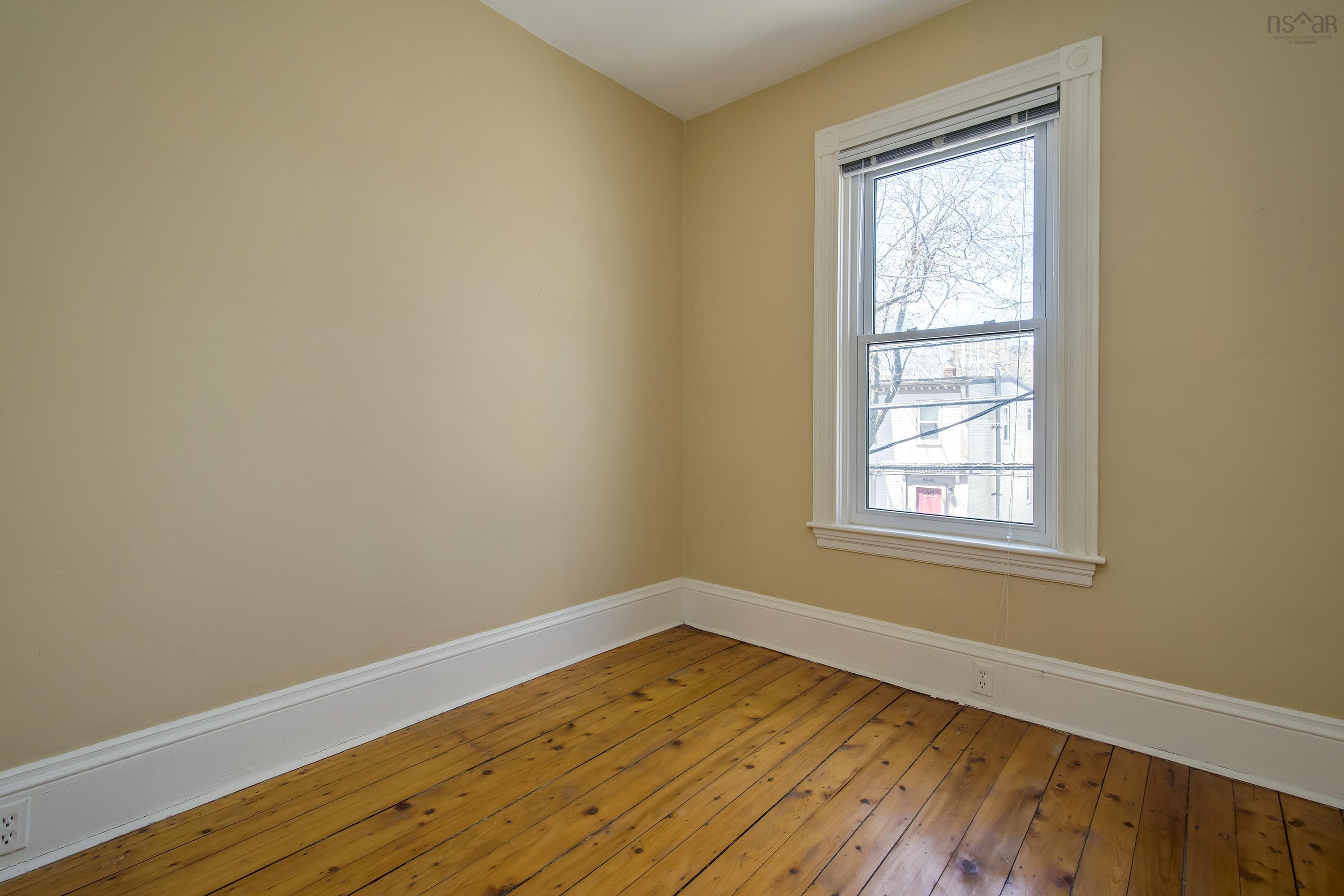 $709,999.00: 6038 Charles Street, Halifax