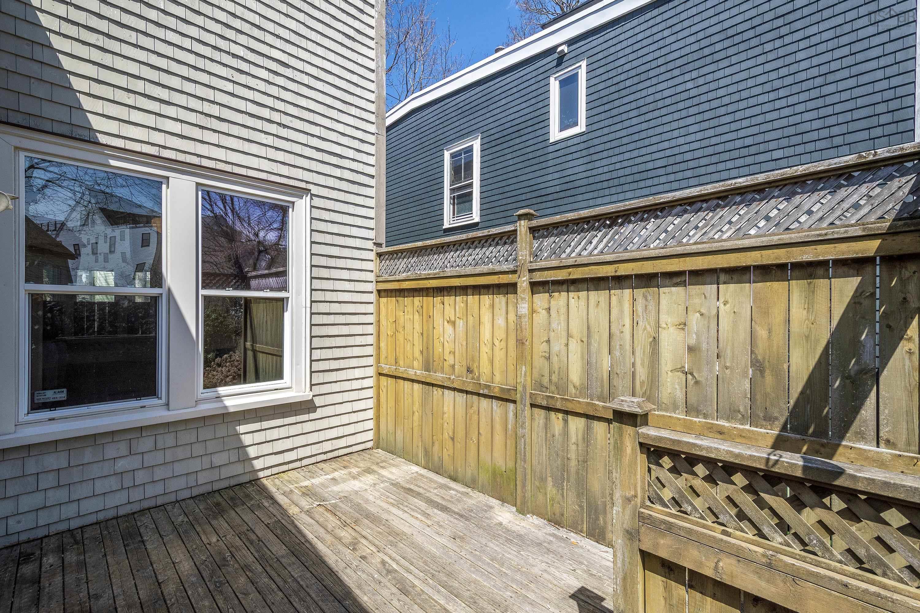 $709,999.00: 6038 Charles Street, Halifax