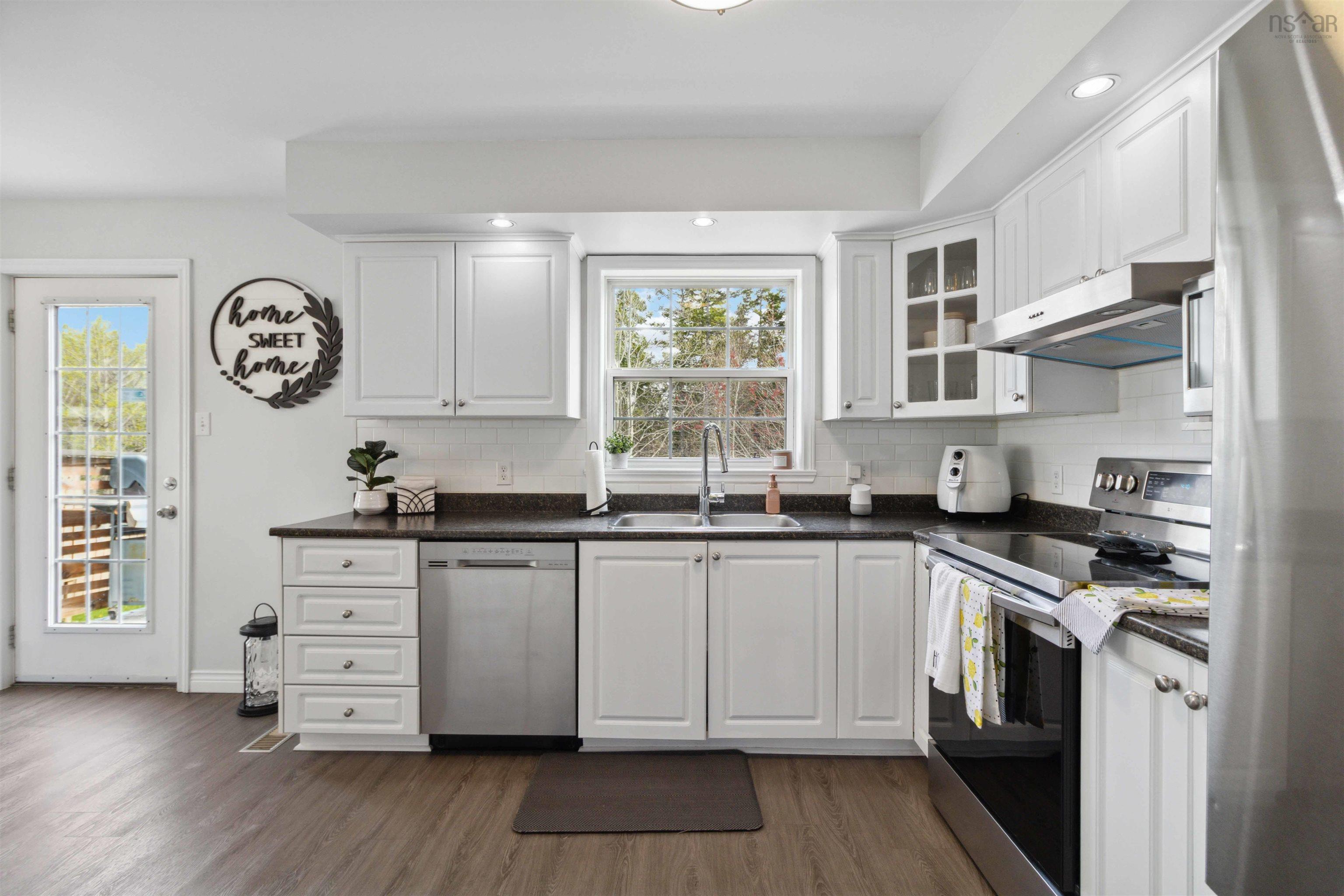$519,900.00: 43 Rossing Drive, Middle Sackville