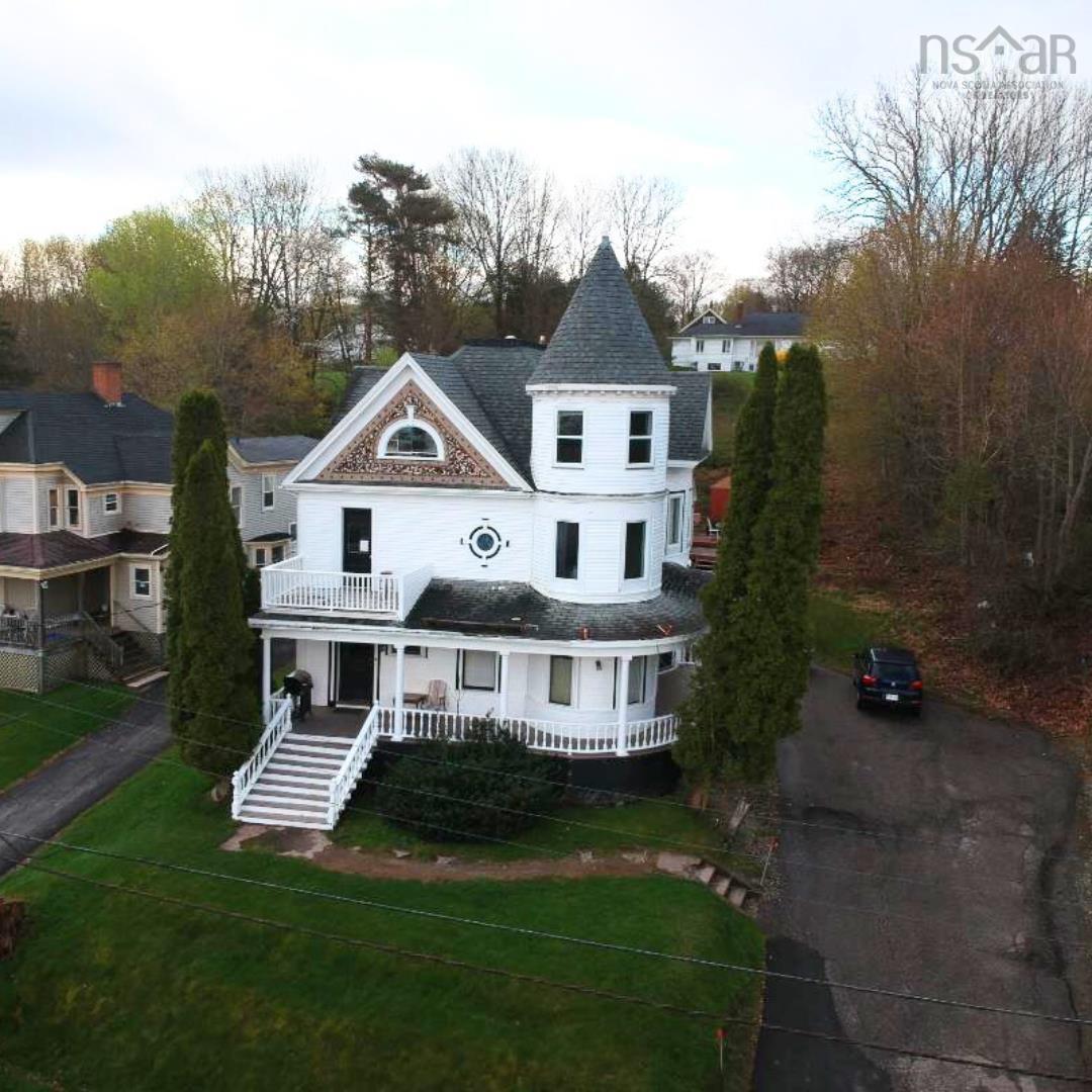 $1,285,000.00: 21 Prospect Street, Wolfville