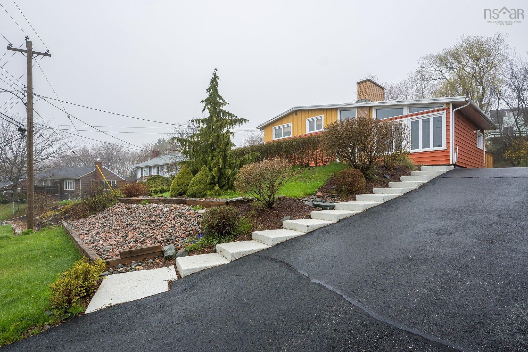 $399,900.00: 41 Belle Vista Drive, Dartmouth