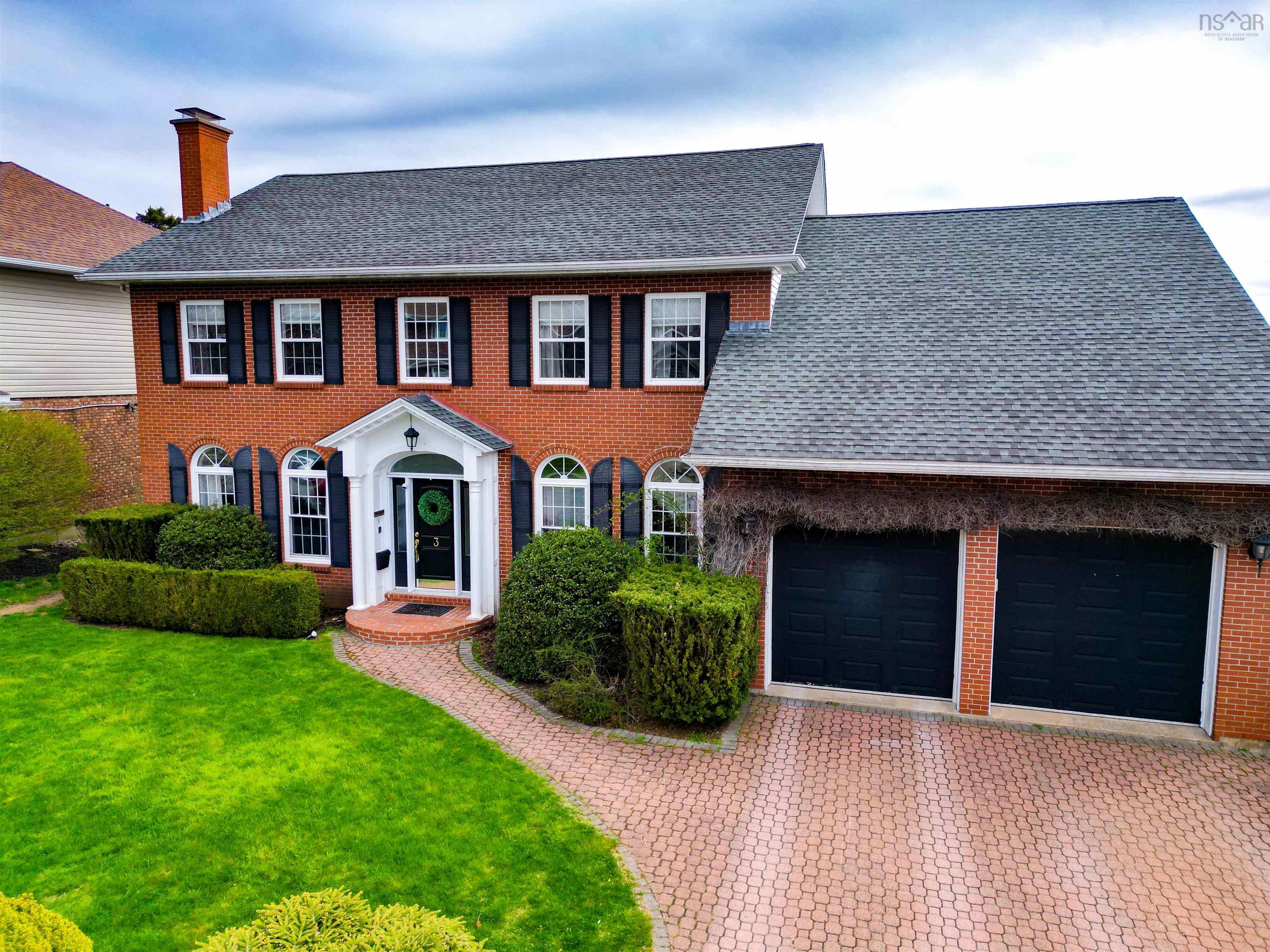 $1,268,000.00: 3 Chessvale Close, Halifax