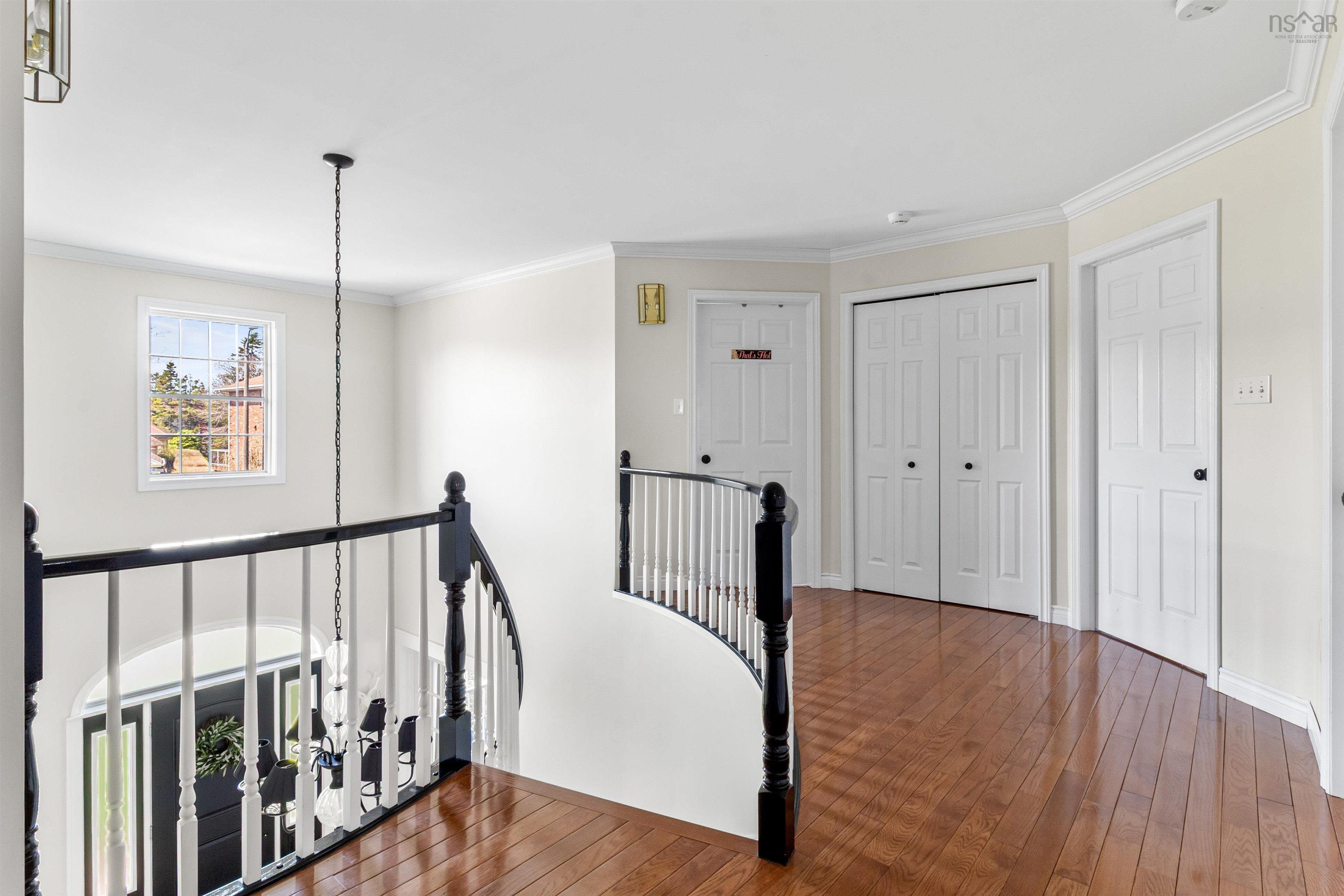 $1,268,000.00: 3 Chessvale Close, Halifax
