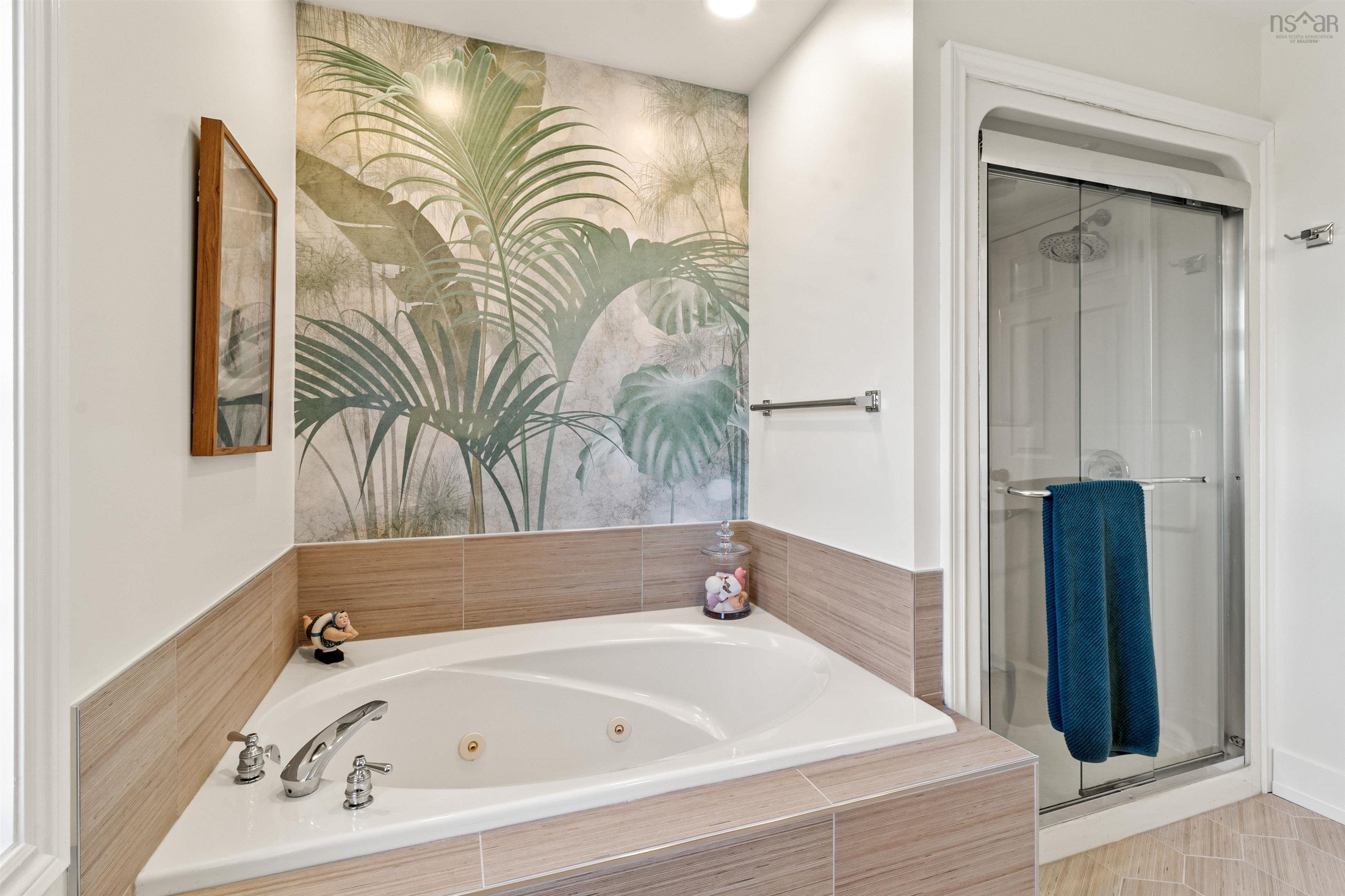 $1,268,000.00: 3 Chessvale Close, Halifax