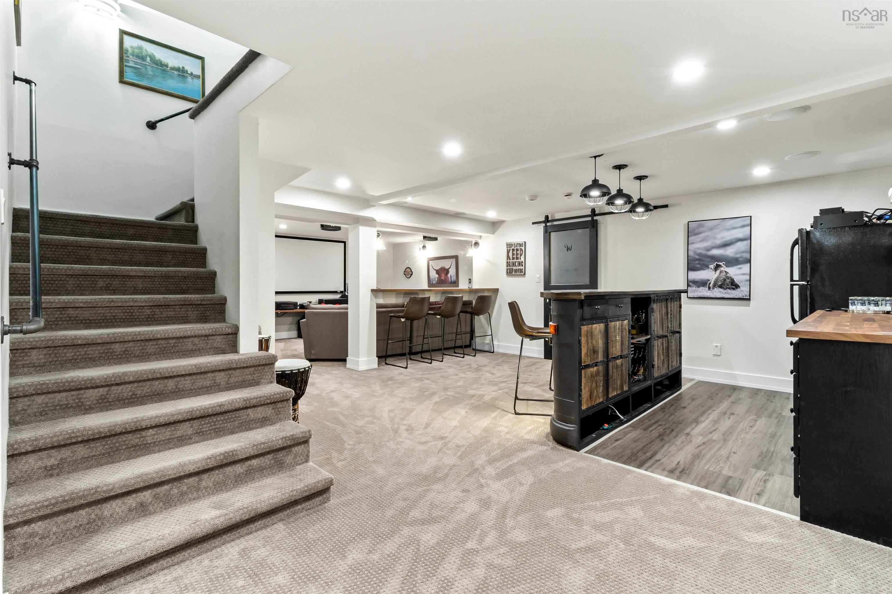 $1,268,000.00: 3 Chessvale Close, Halifax
