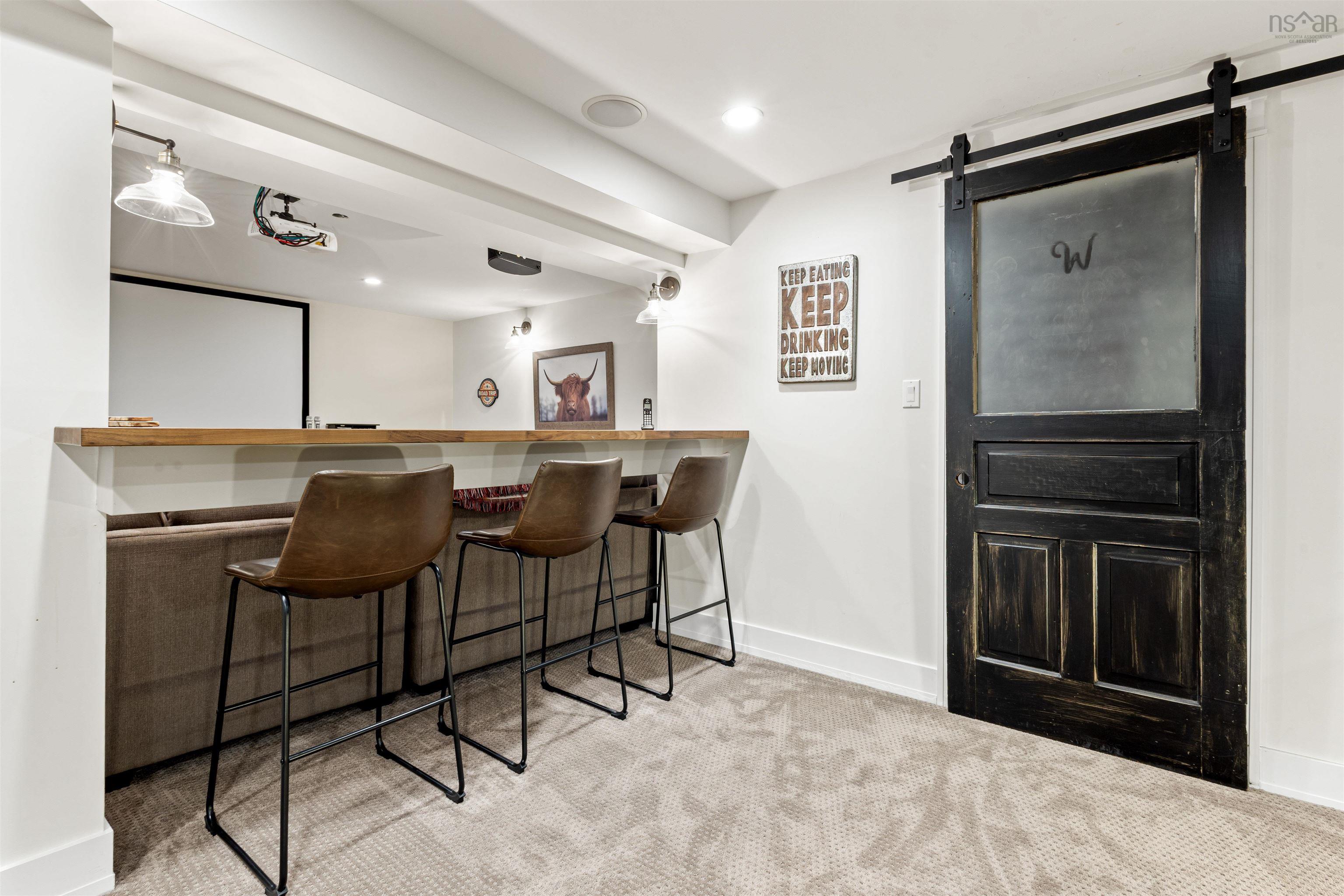 $1,268,000.00: 3 Chessvale Close, Halifax