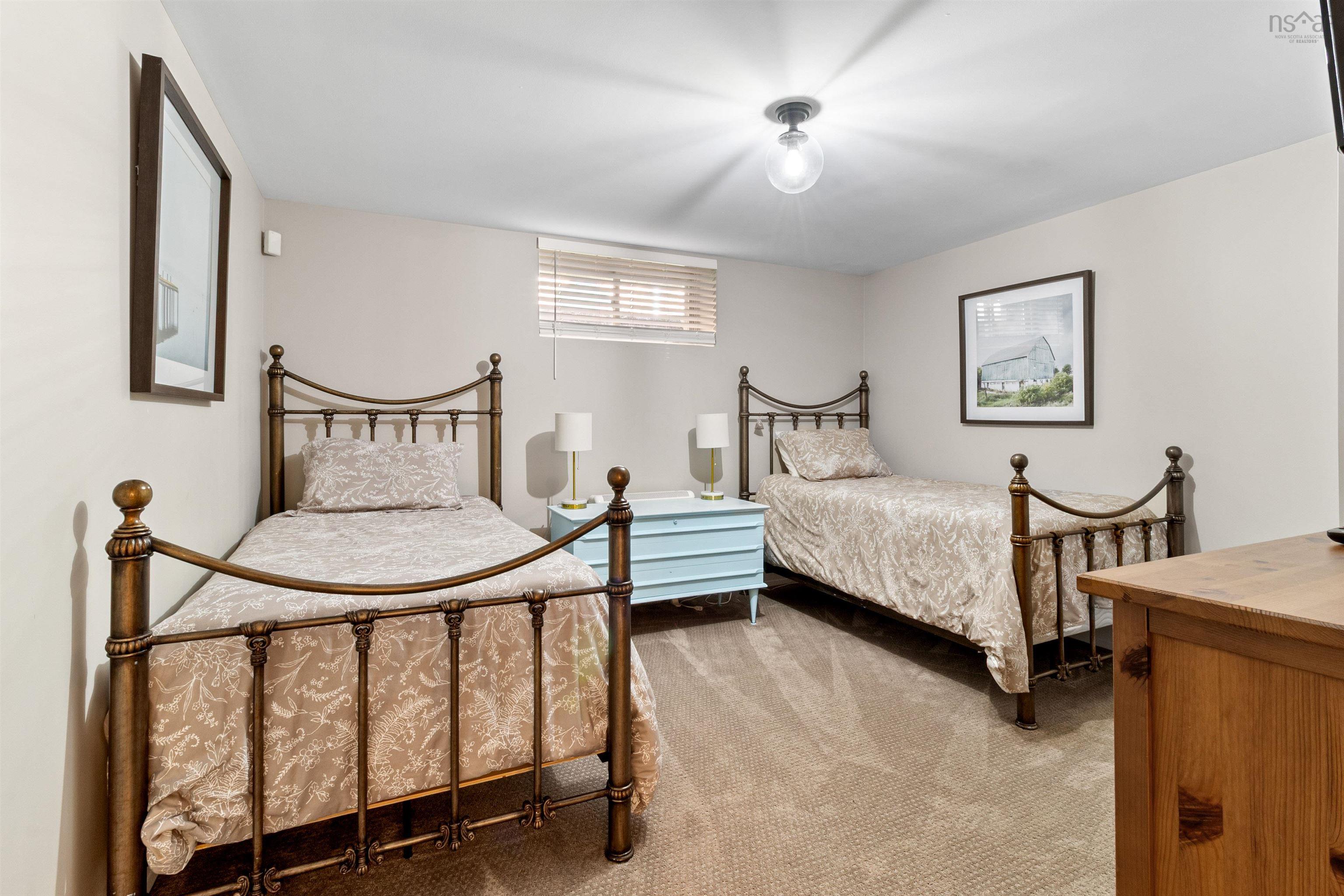 $1,268,000.00: 3 Chessvale Close, Halifax