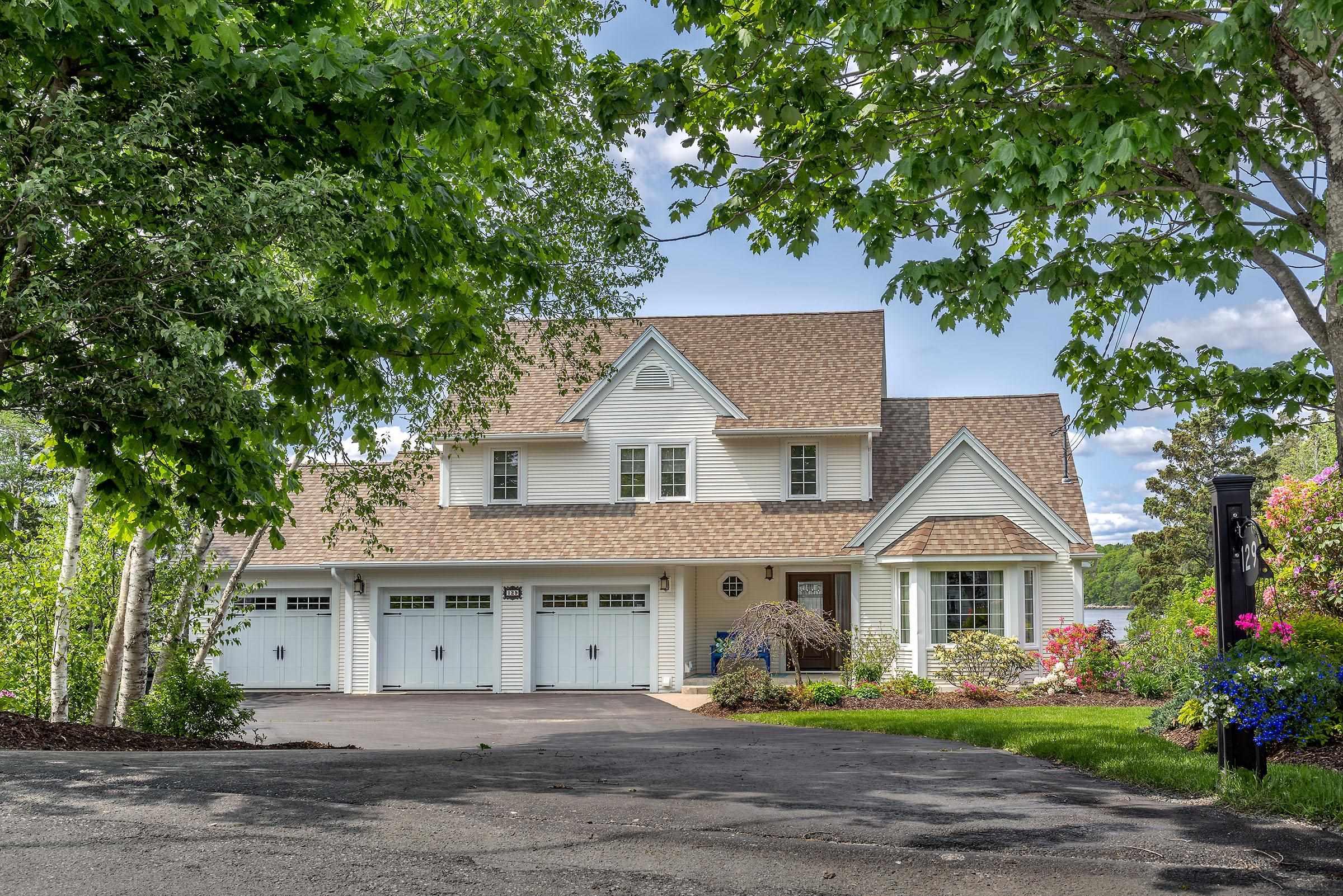$1,495,000.00: 129 Masons Point Road, Head Of St. Margarets Bay
