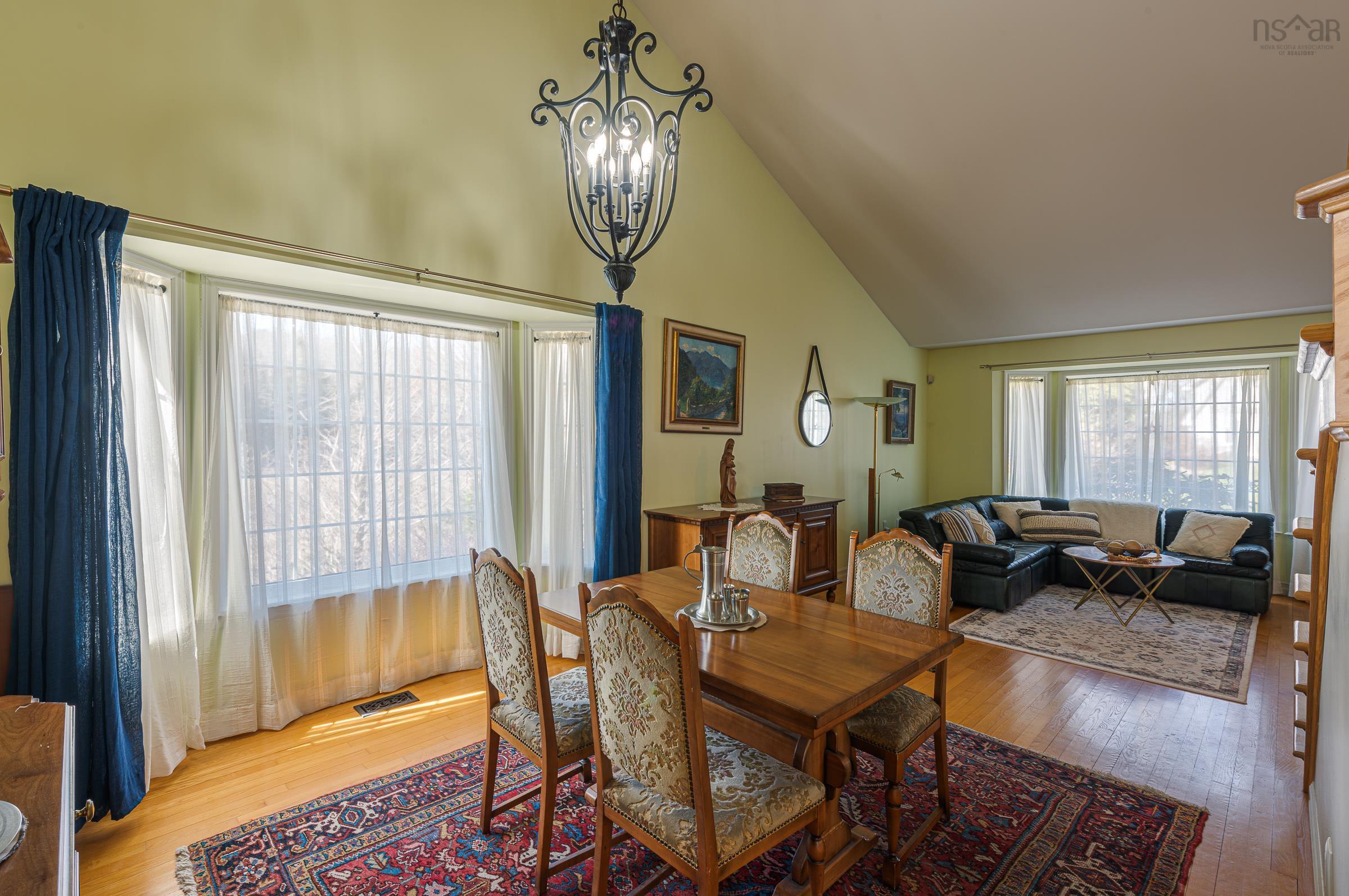 $1,495,000.00: 129 Masons Point Road, Head Of St. Margarets Bay