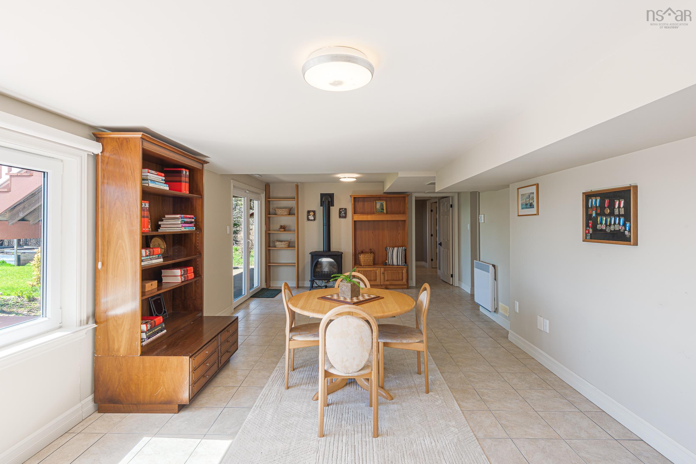 $1,495,000.00: 129 Masons Point Road, Head Of St. Margarets Bay