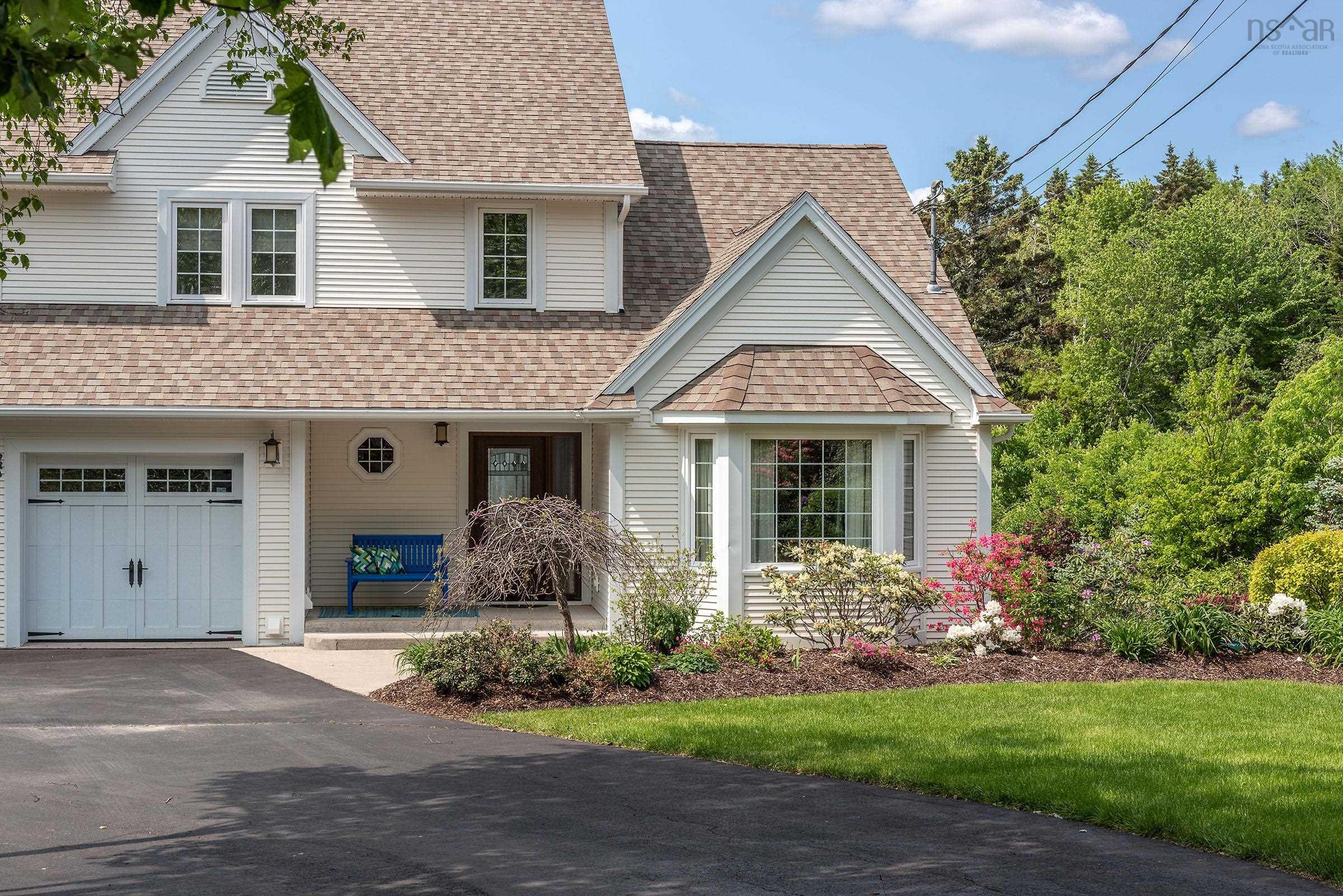 $1,495,000.00: 129 Masons Point Road, Head Of St. Margarets Bay