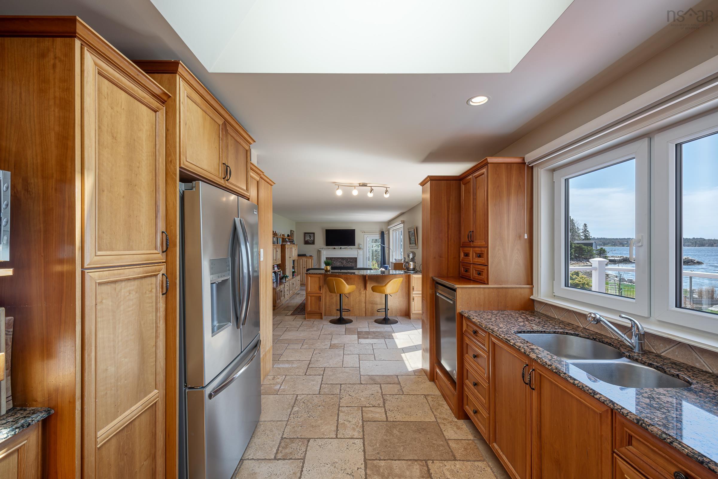 $1,495,000.00: 129 Masons Point Road, Head Of St. Margarets Bay