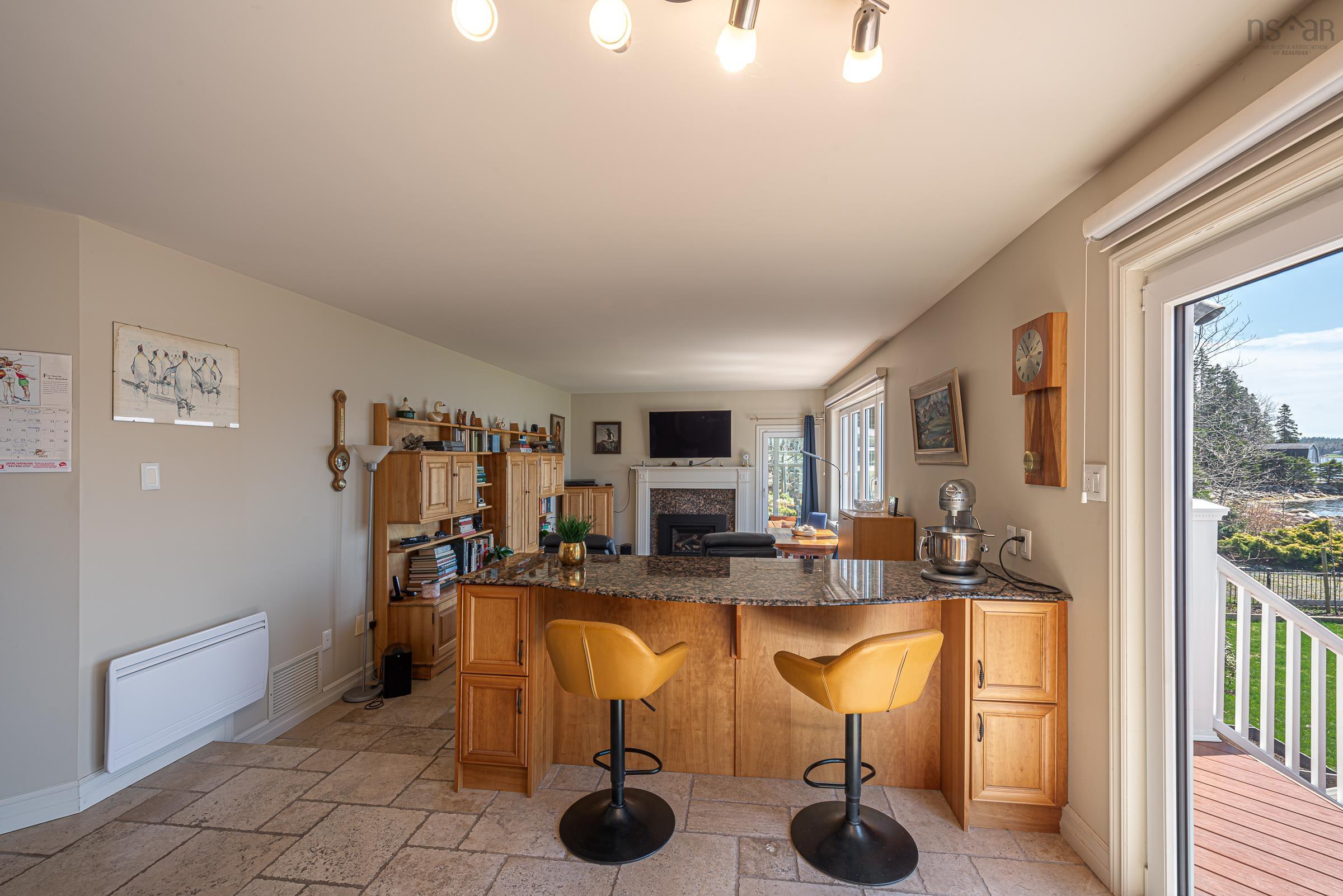 $1,495,000.00: 129 Masons Point Road, Head Of St. Margarets Bay