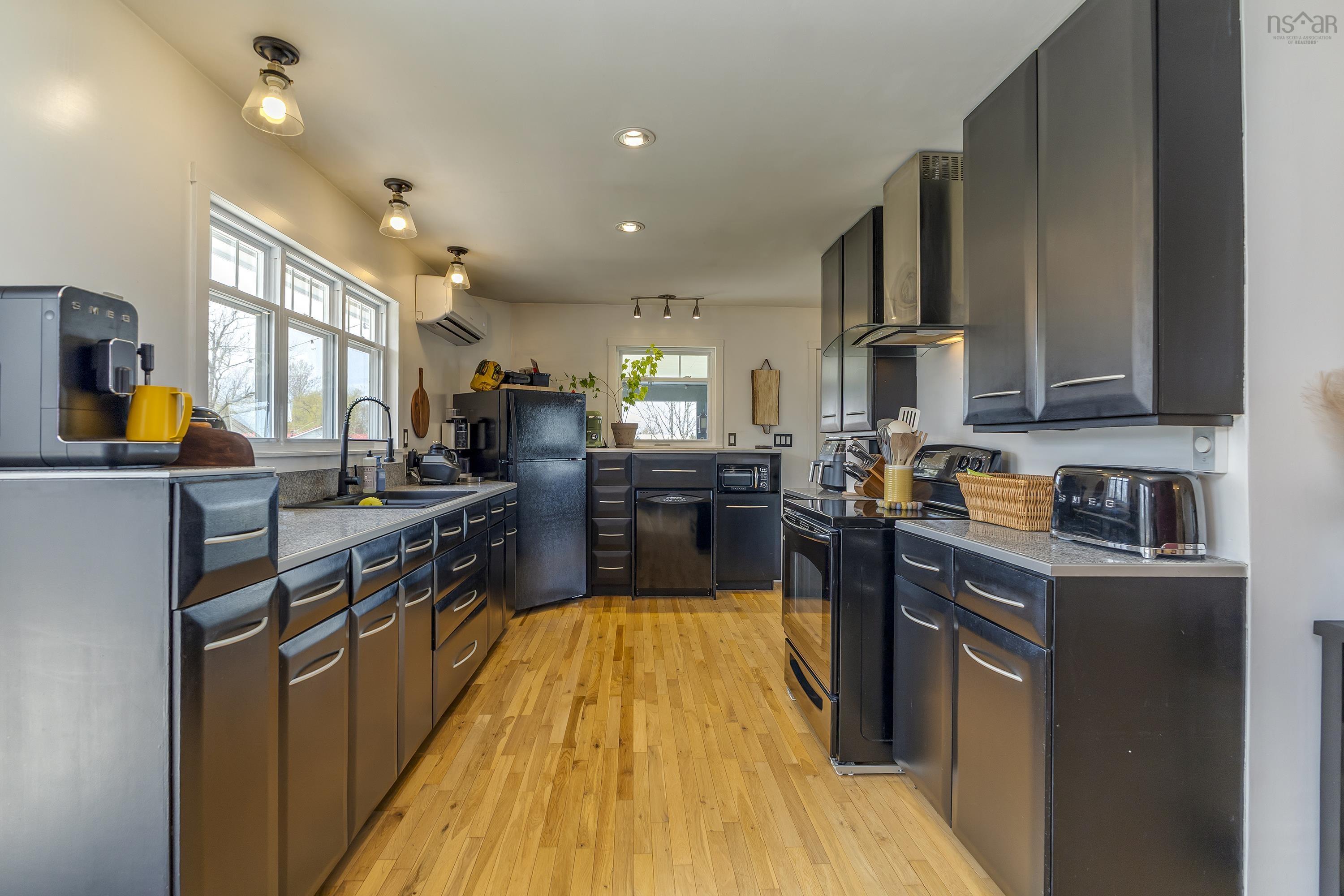 $440,000.00: 8822 Highway 215, Maitland