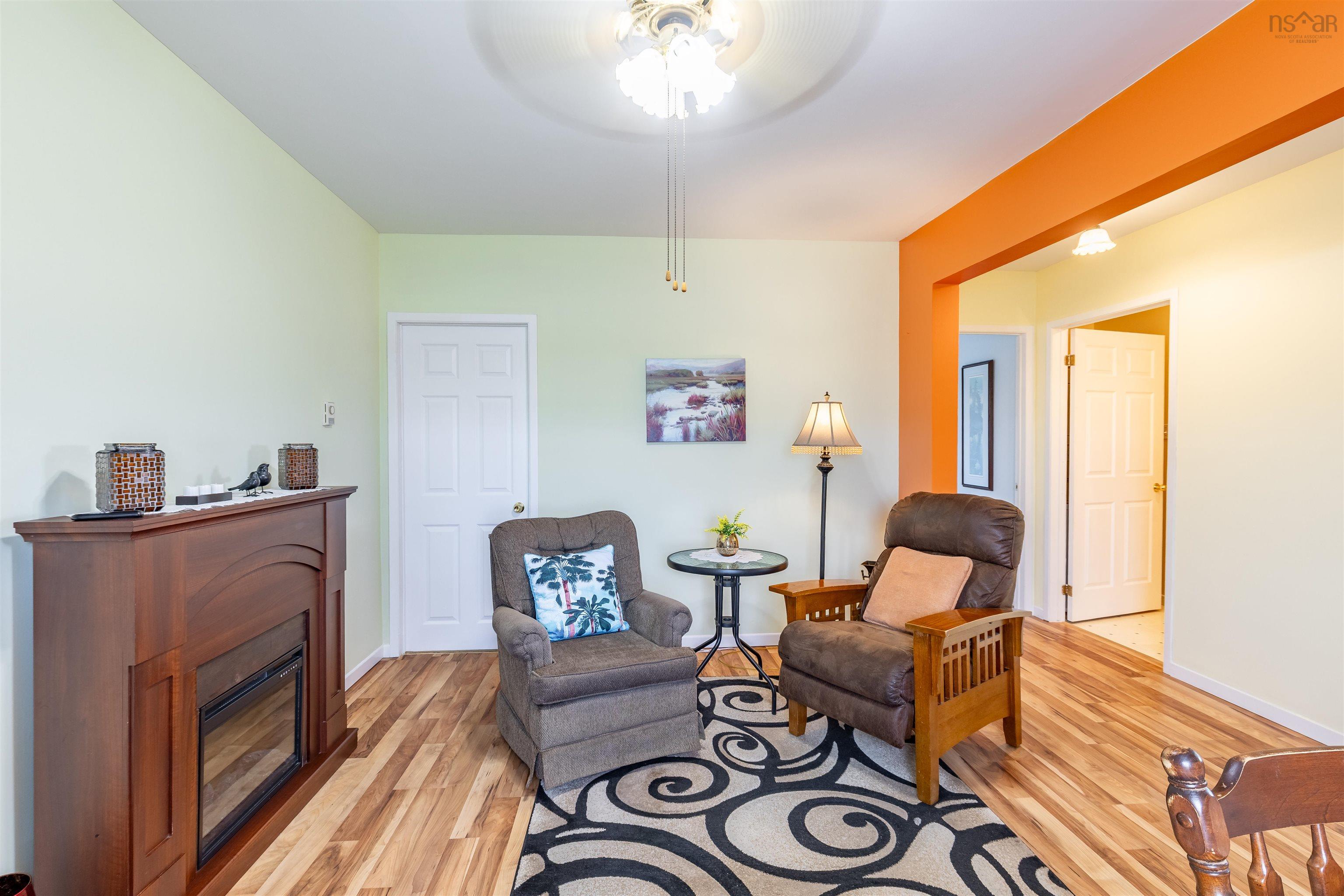 $389,000.00: 817 Main Shore Road, North Chegoggin