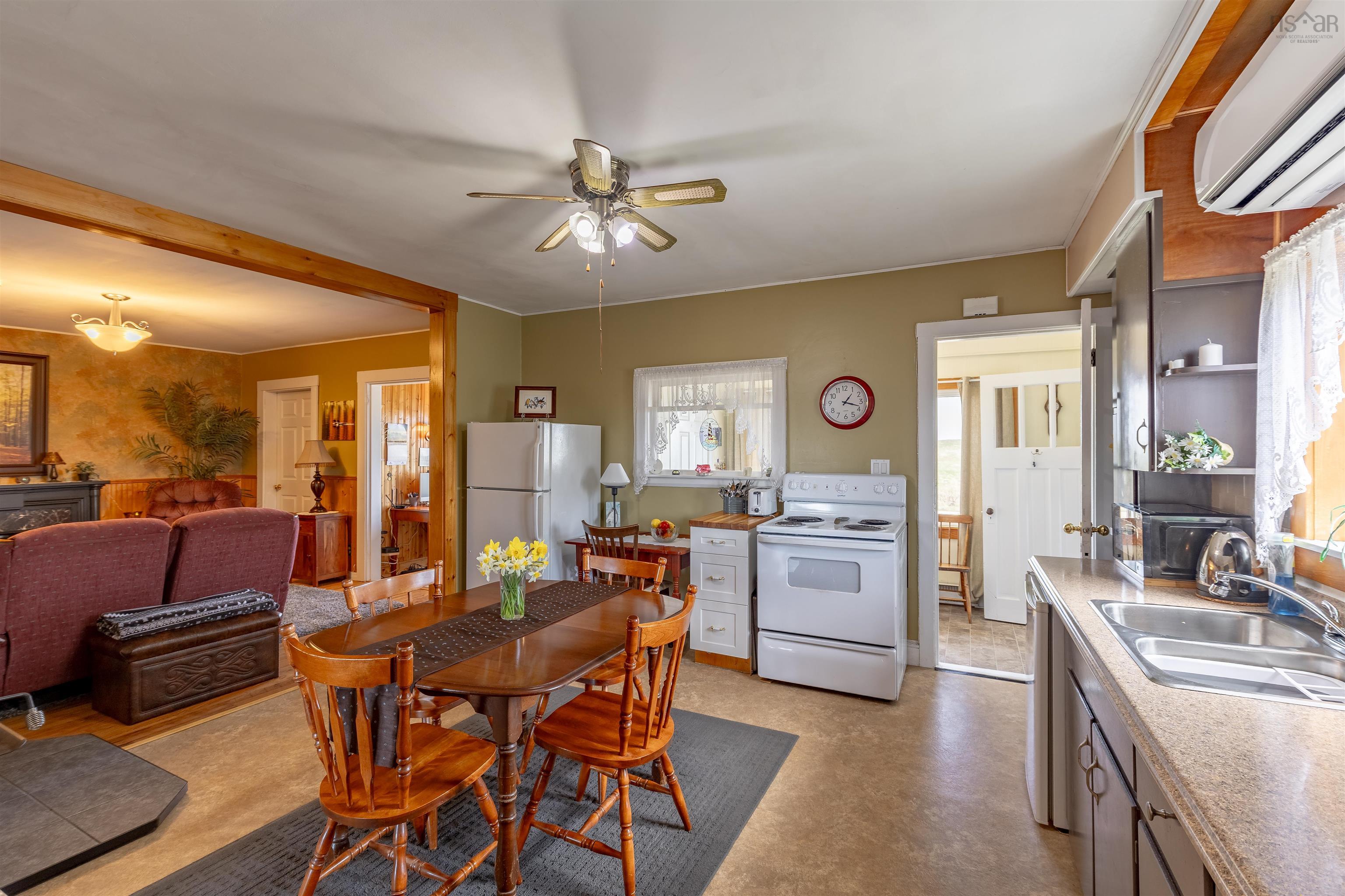 $389,000.00: 817 Main Shore Road, North Chegoggin